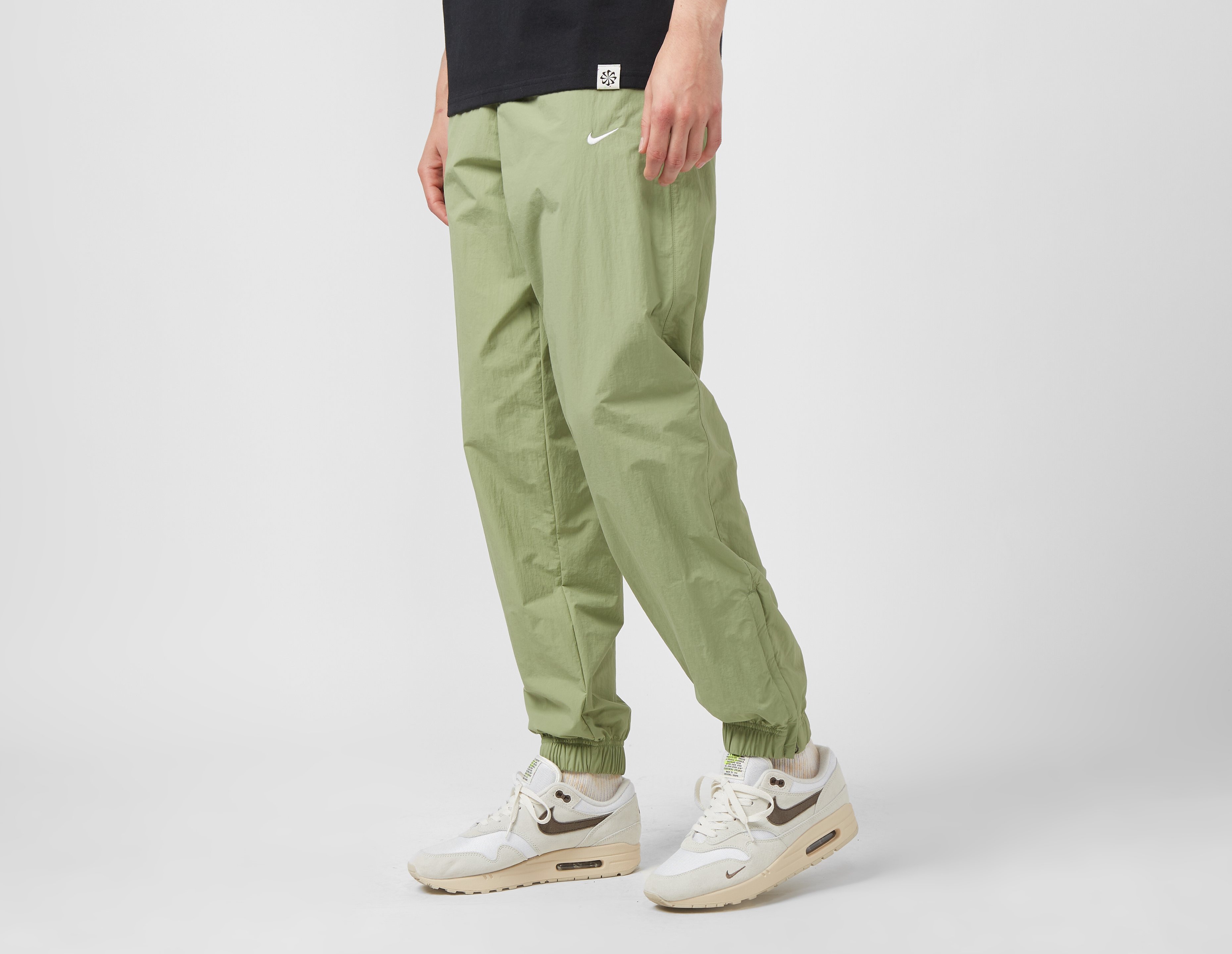 Green Nike NRG Premium Essentials Track Pants | nike sb zoom gray