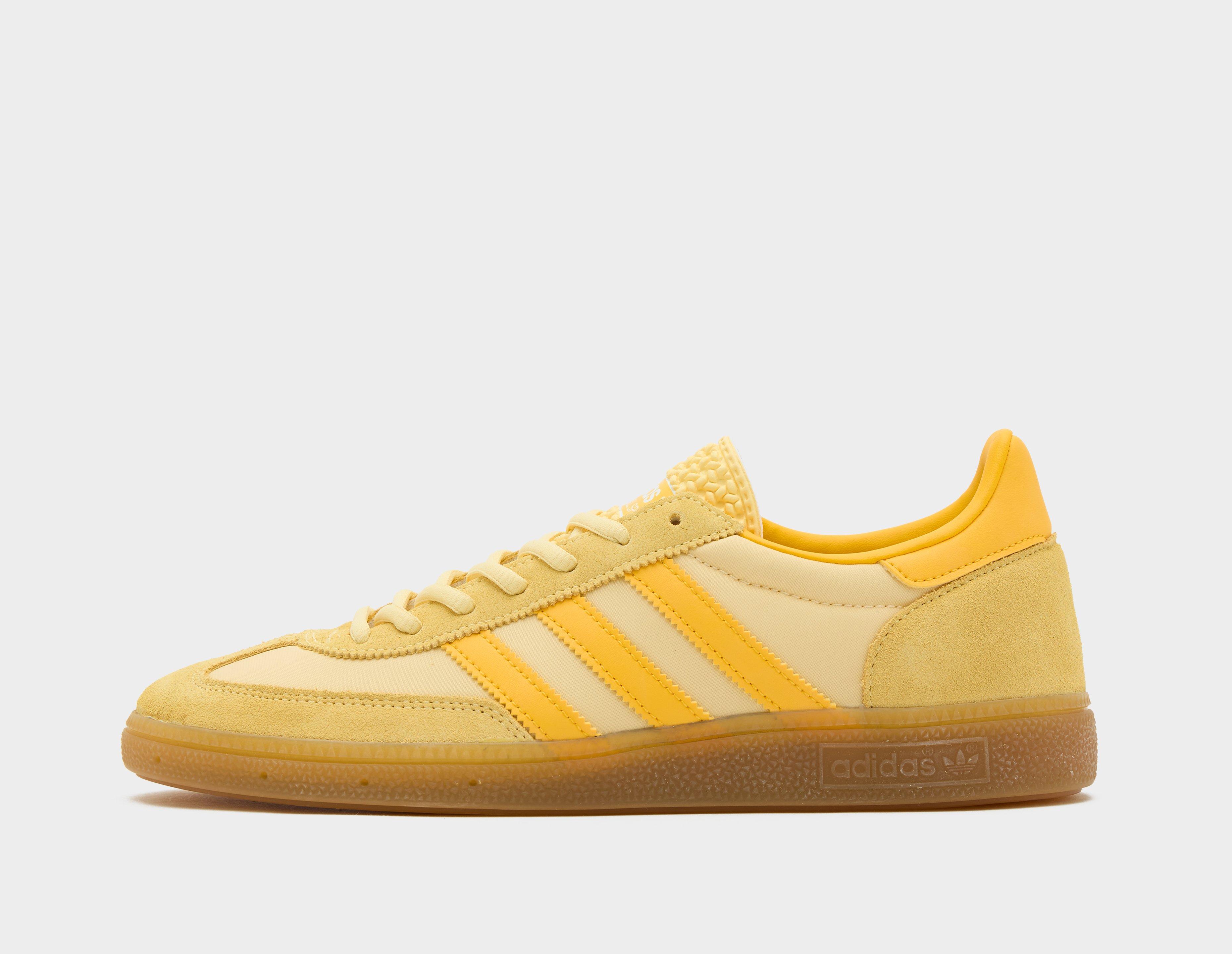 chaussures adidas ozweego Langcom Yellow adidas Originals