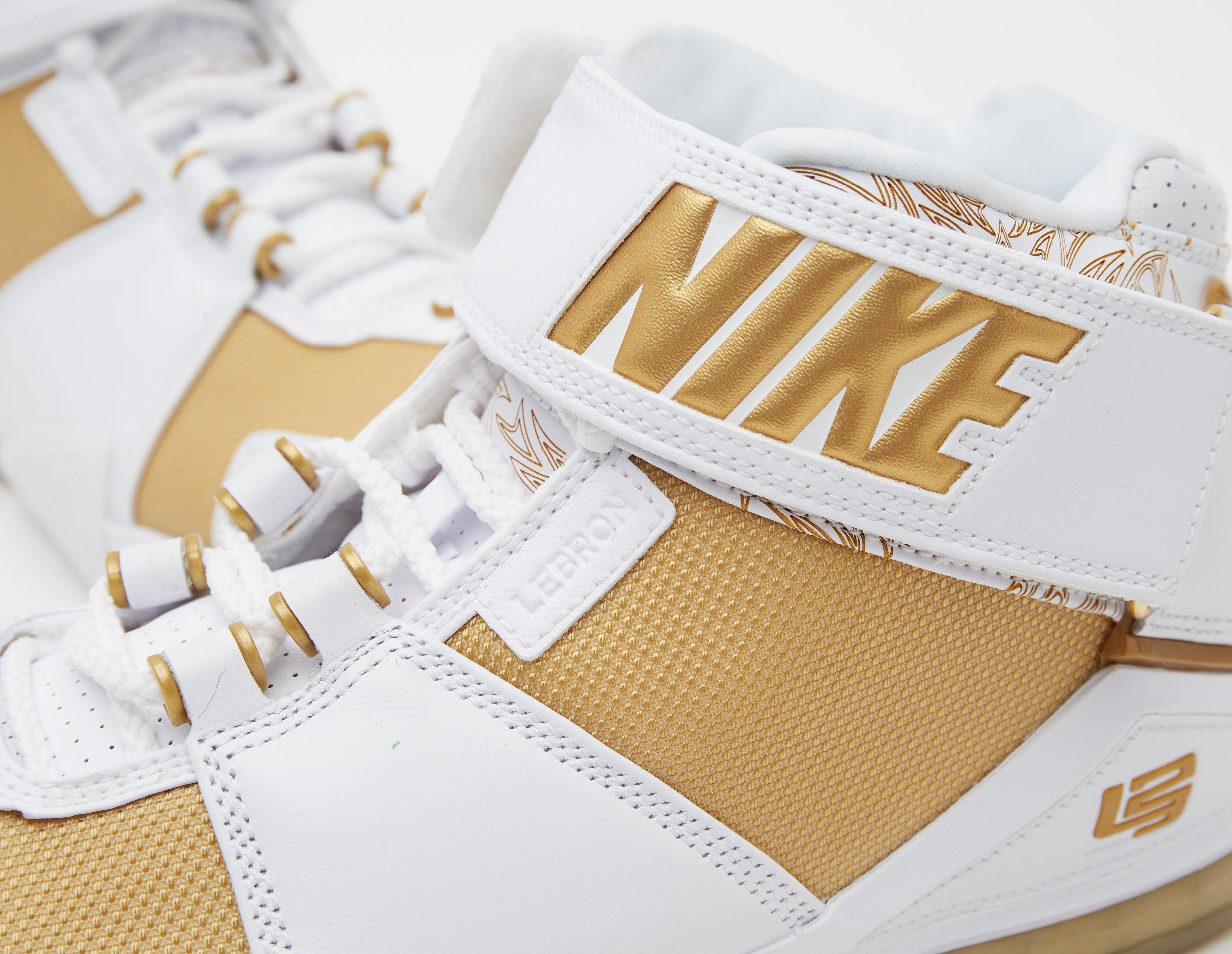 Nike Zoom LeBron II QS