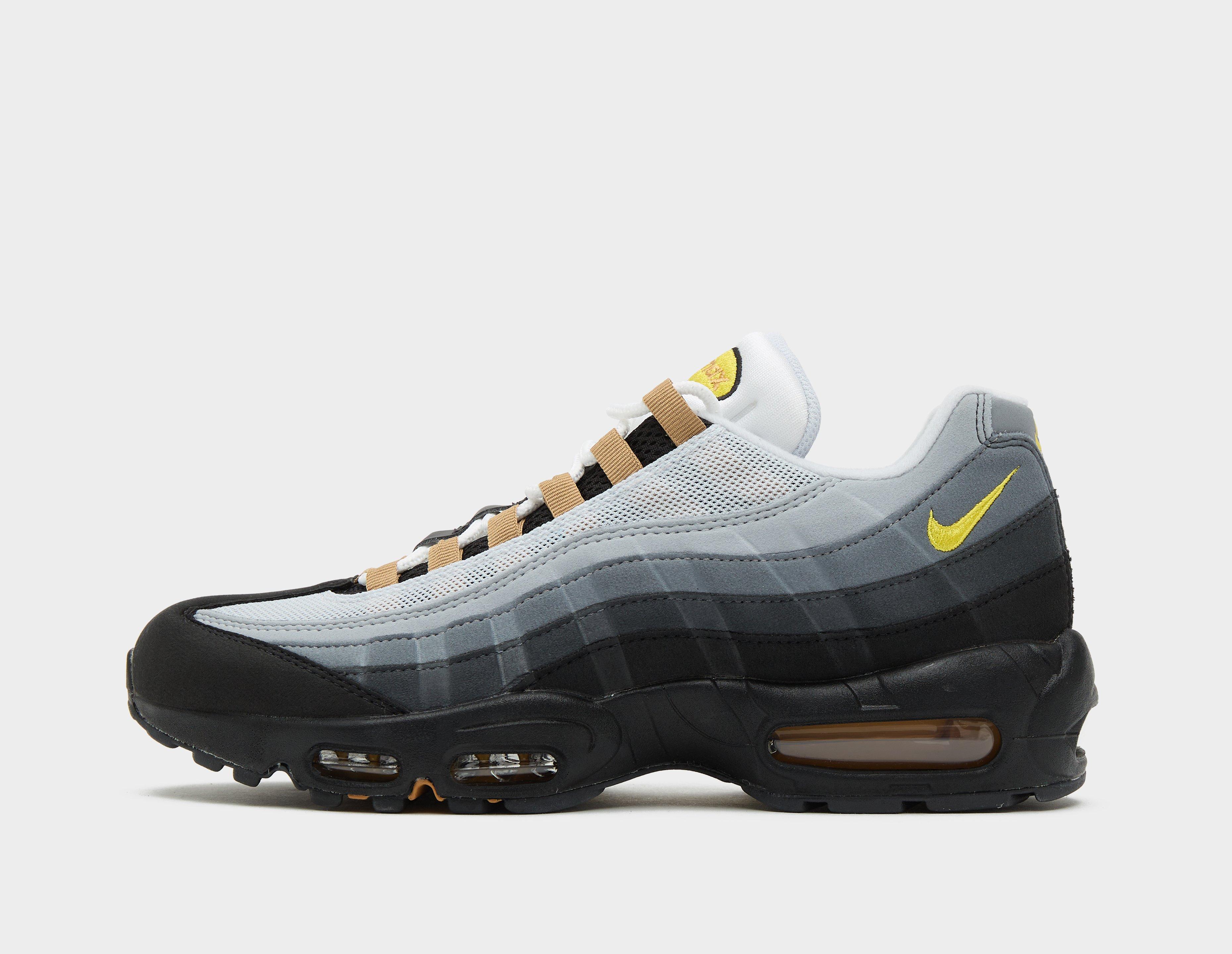 Healthdesign? | Grey Nike Air Max 95 | Вінтажна куртка nike оригінал