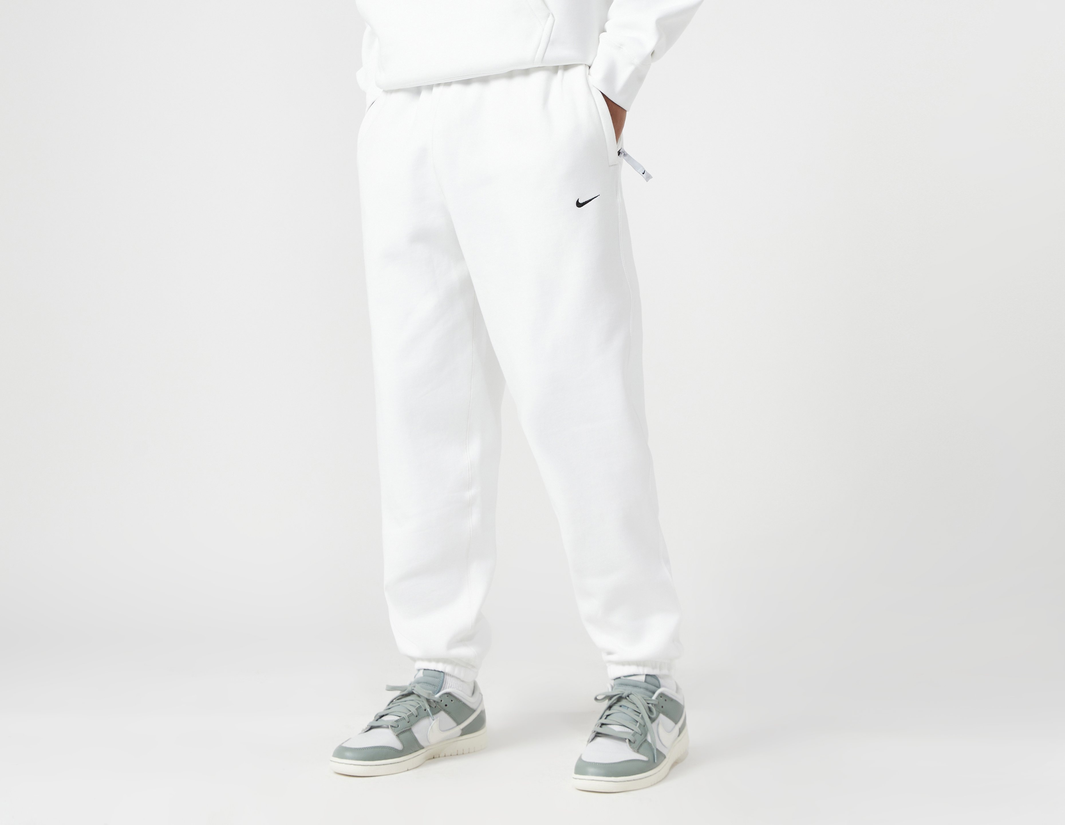 Nike NRG Premium Essentials Fleece Pants Weiss size? Deutschland