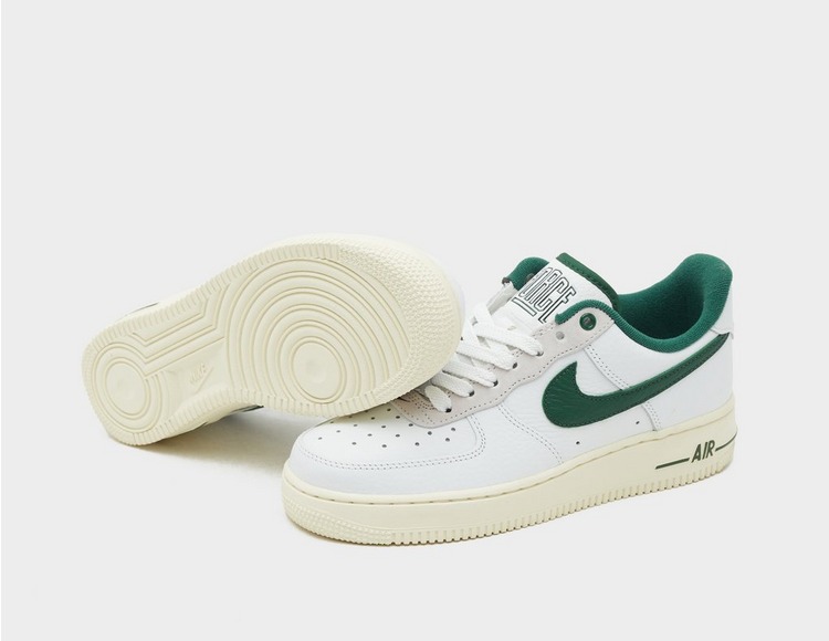 Women's Nike Air Force 1 '07 Shoes 8.5 White/Action Green