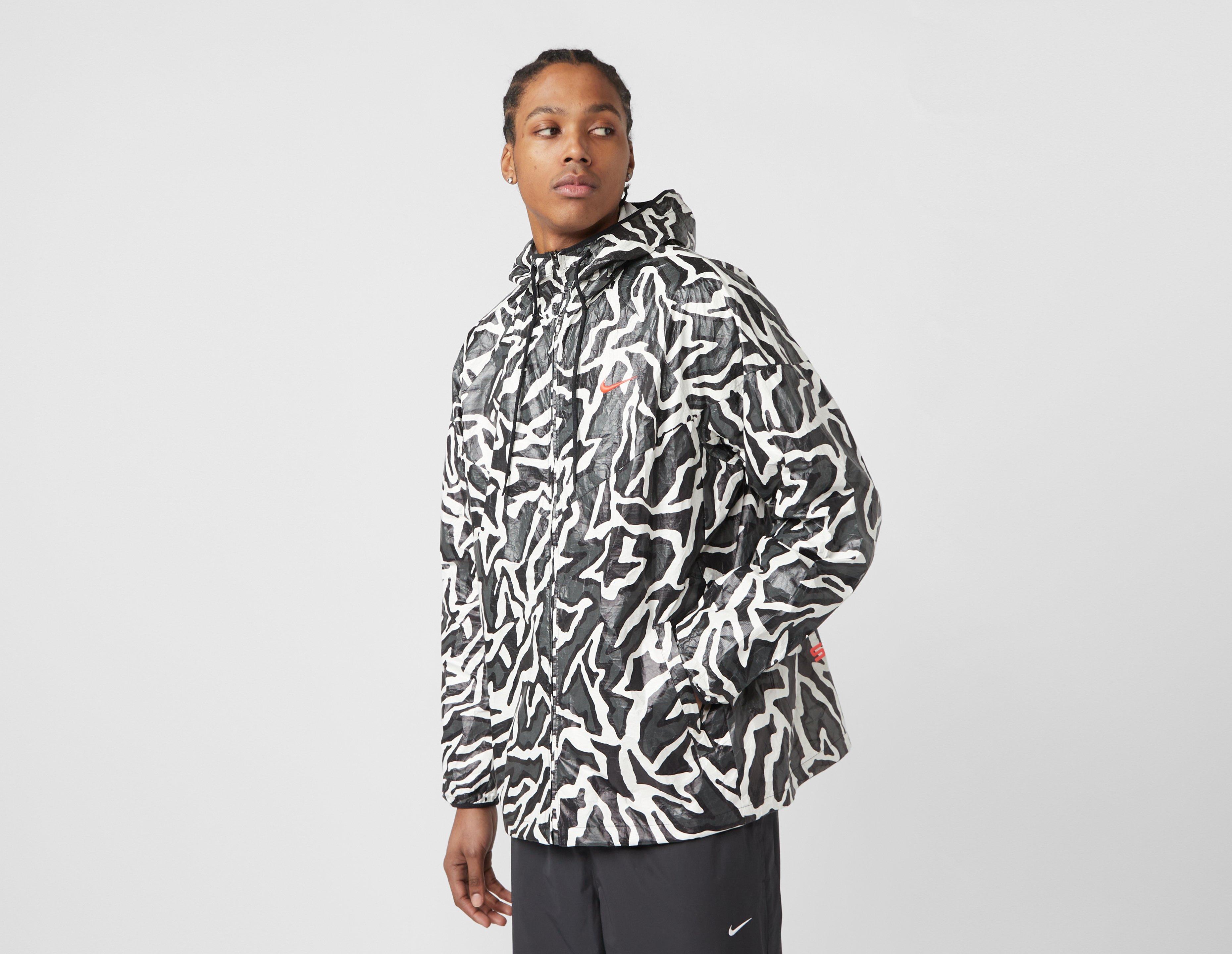 Nike animal print clearance windbreaker