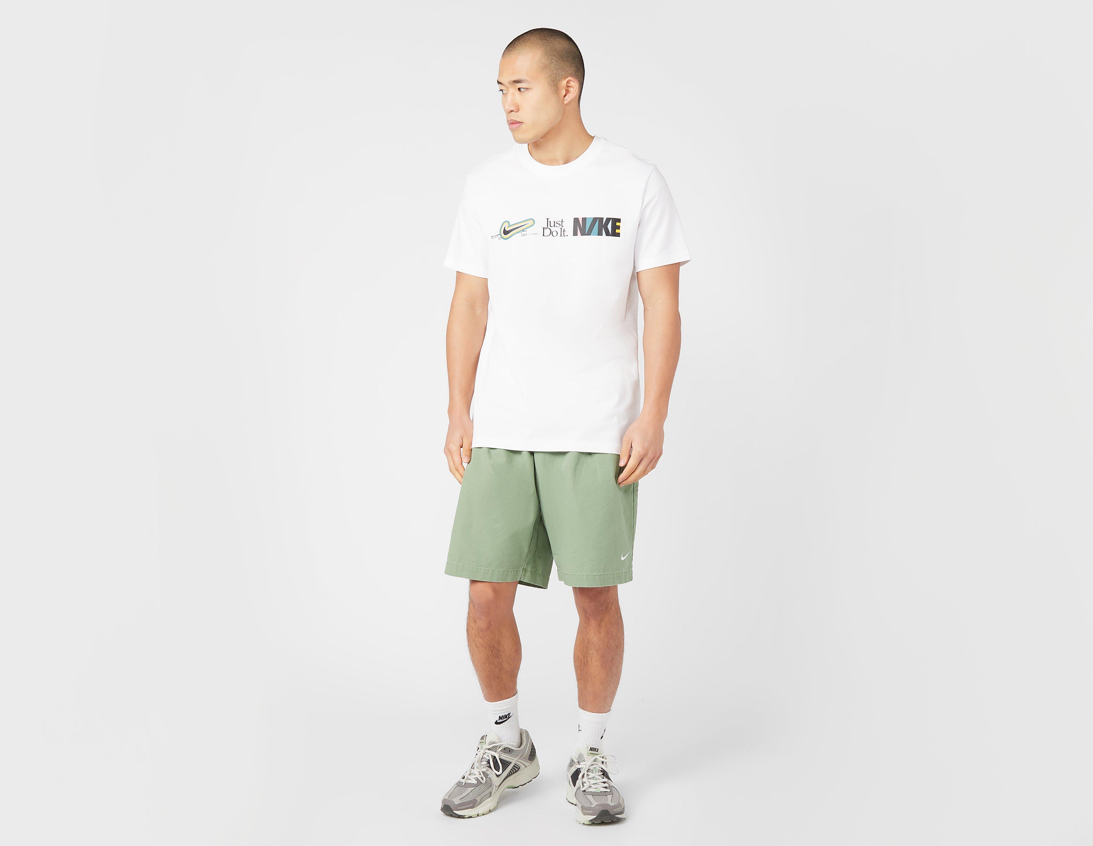 Nike Life Pleated Chino Shorts