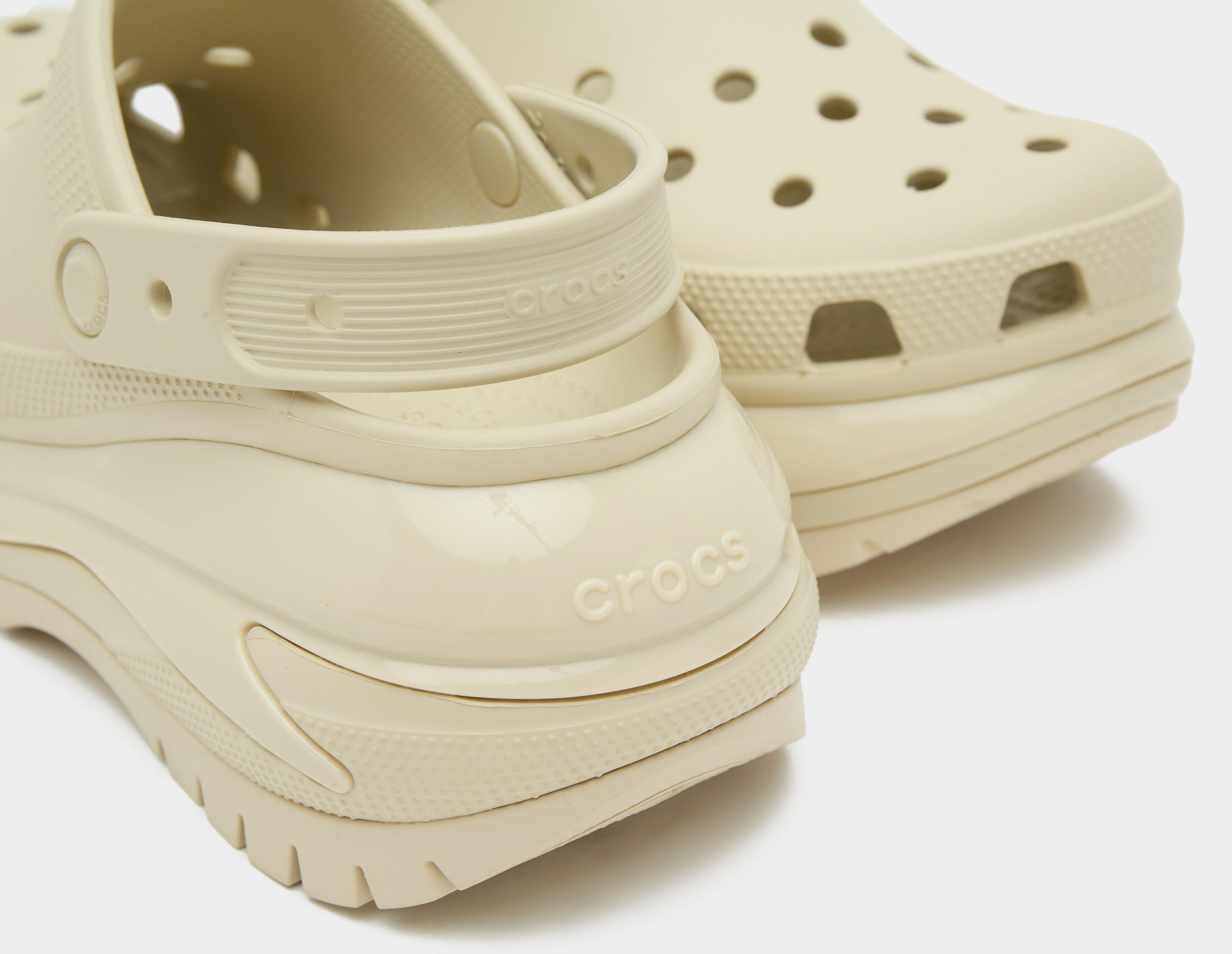 Crocs 9 на 38, Brown Crocs Mega Crush Clog Women's