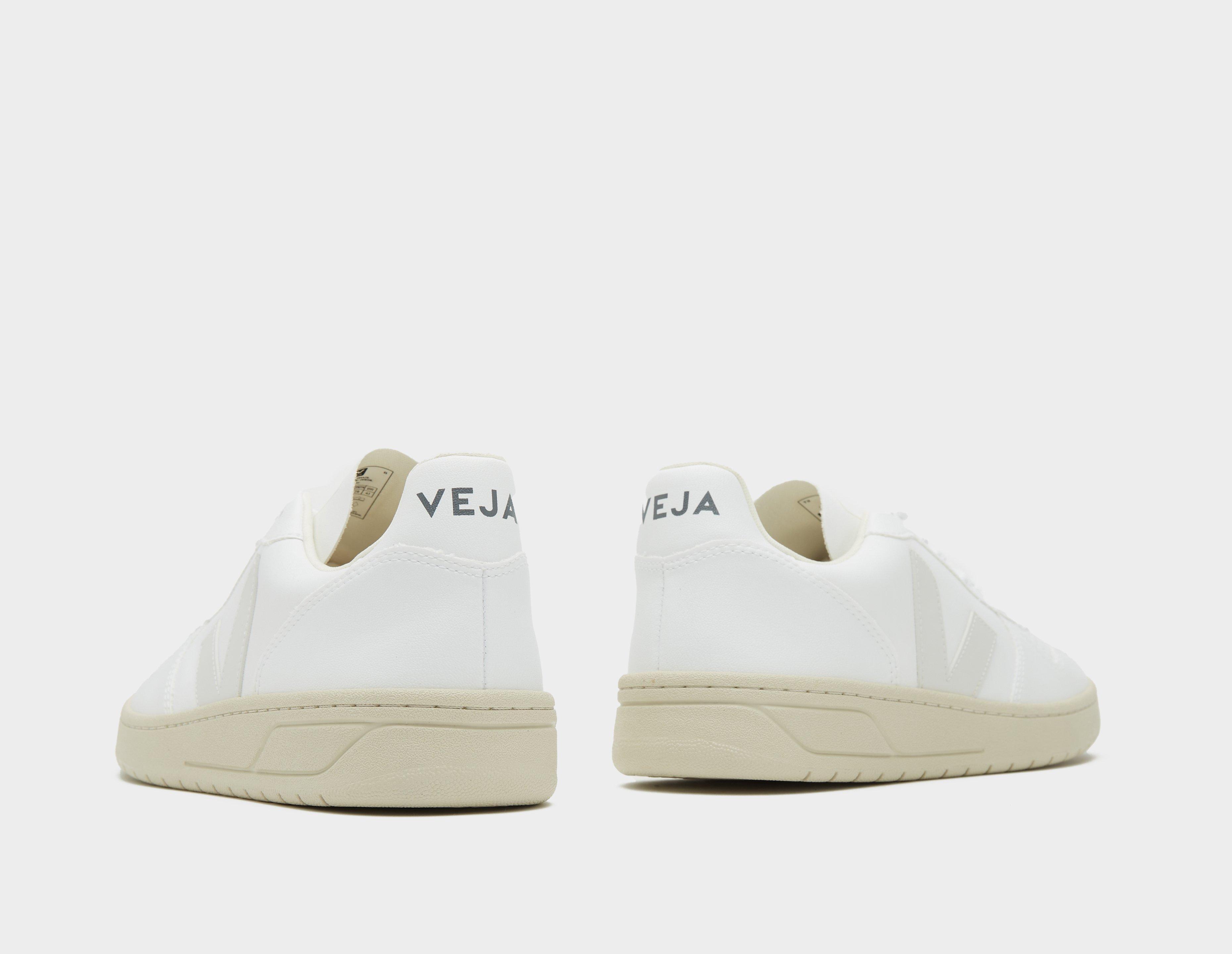 Veja on sale v1 low