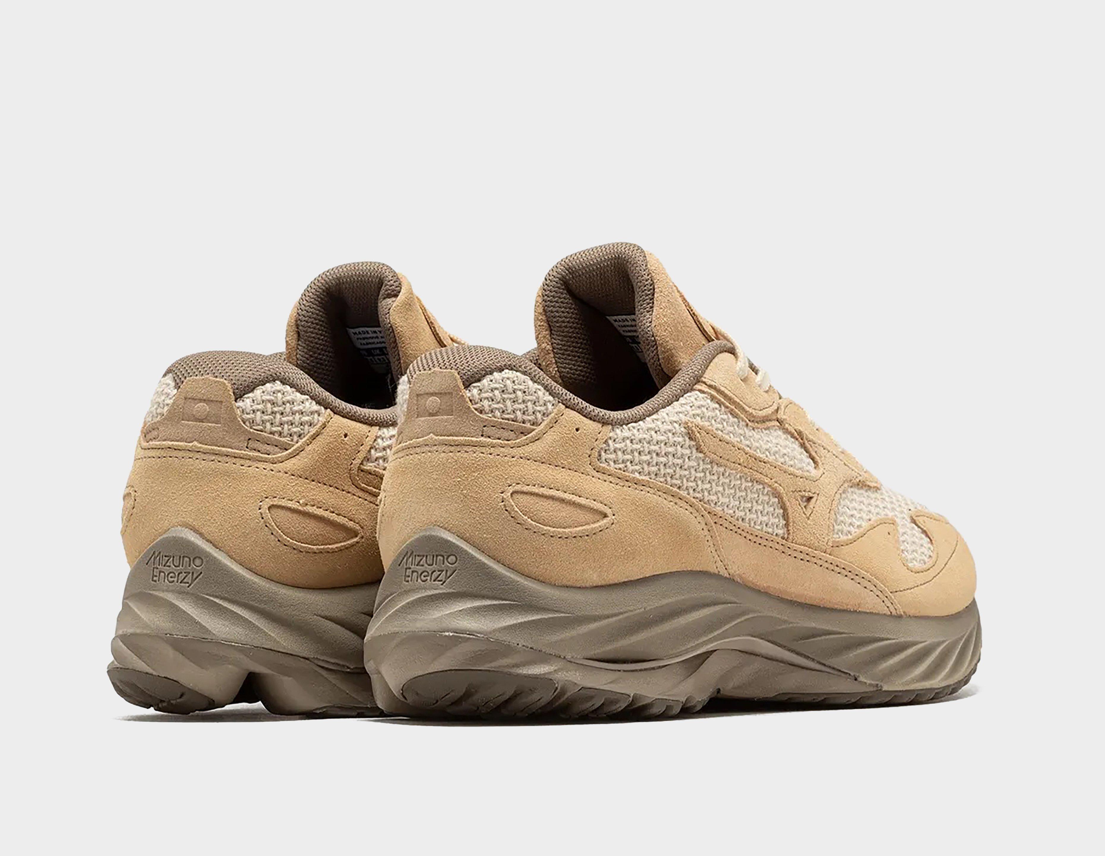Mizuno x BEAMS Wave Rider Beta