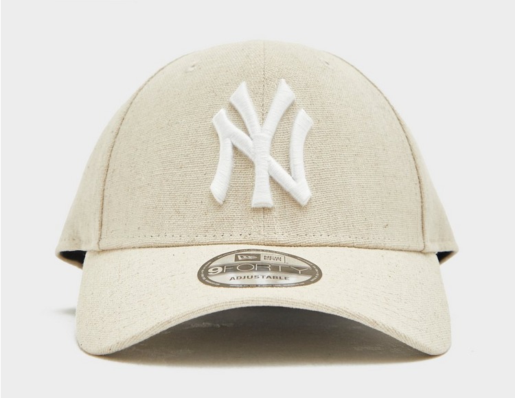 New Era 9FORTY New York Yankees Linen Adjustable Cap