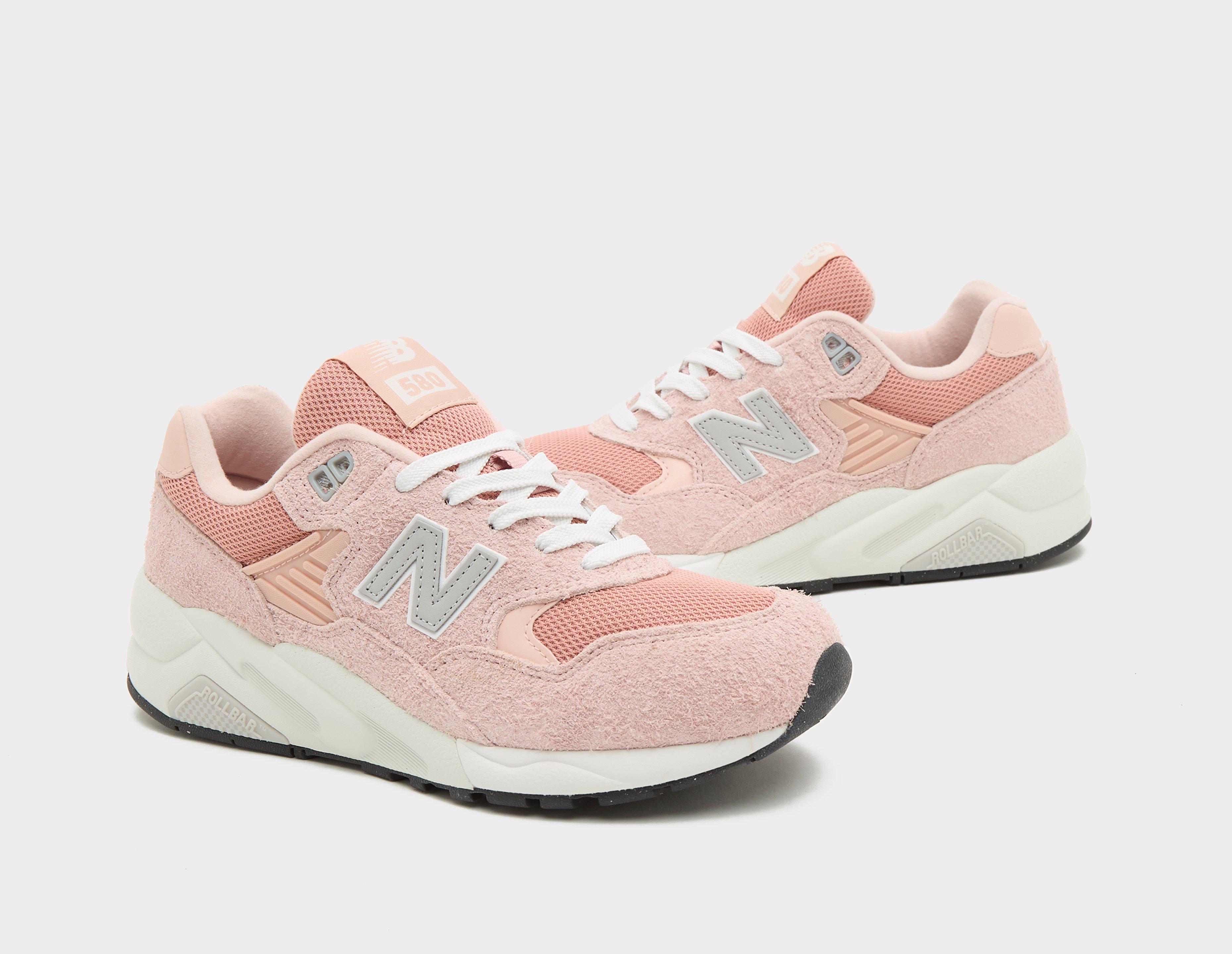 New balance 580 white pink 2025 spot trainers