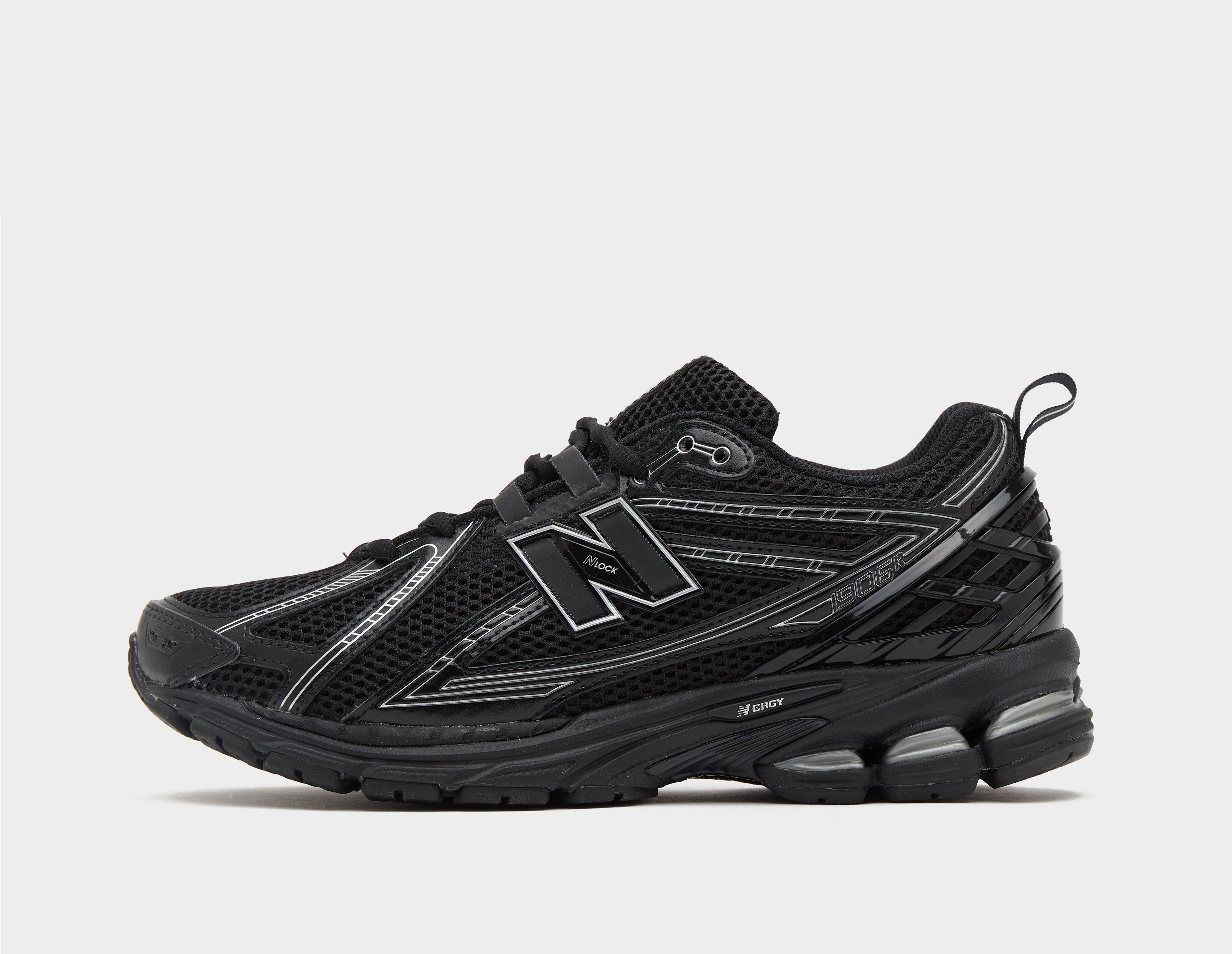 カラーBLACKnew balance 1906r ブラック 26cm - スニーカー