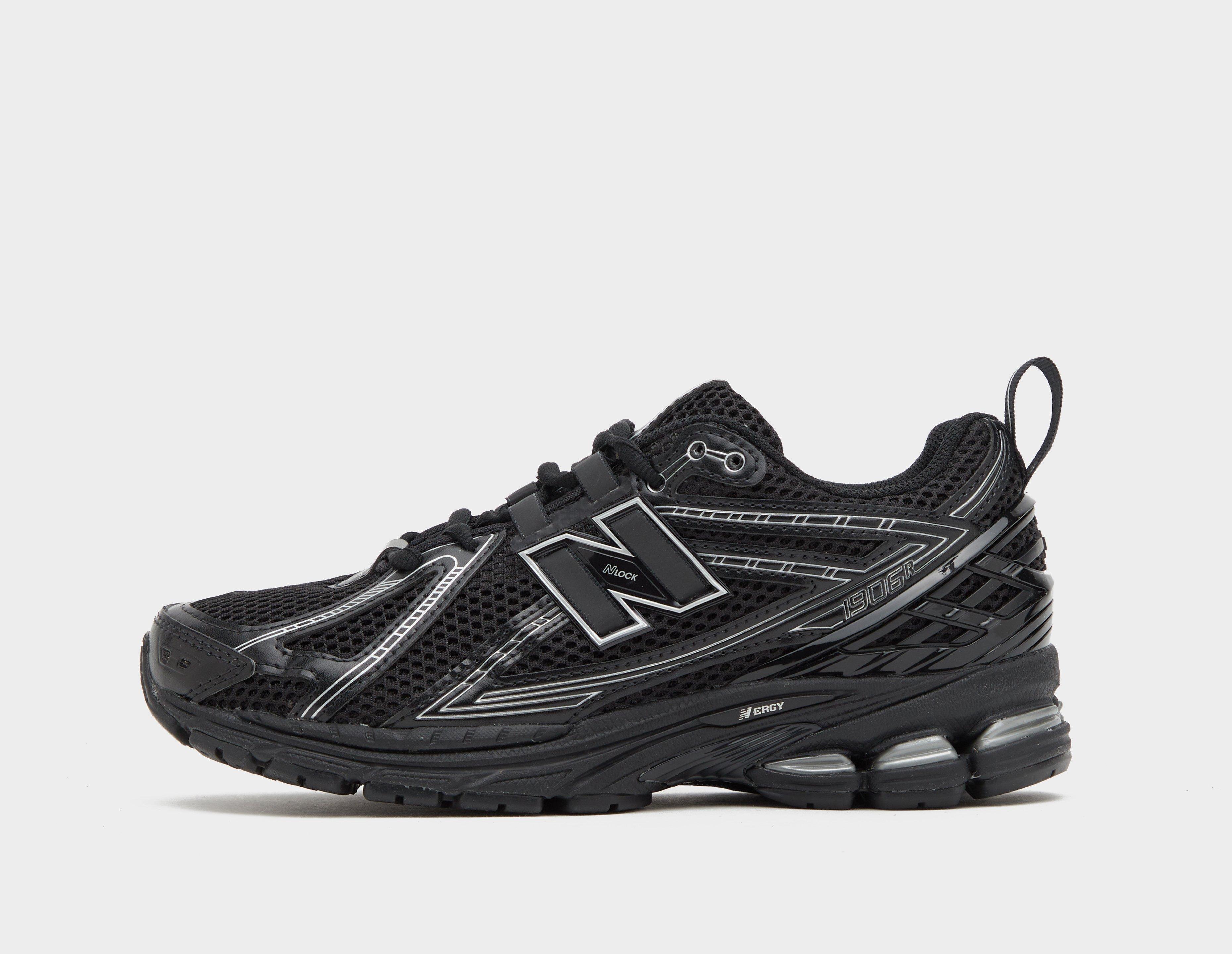 Black New Balance 1906R Women's | size?