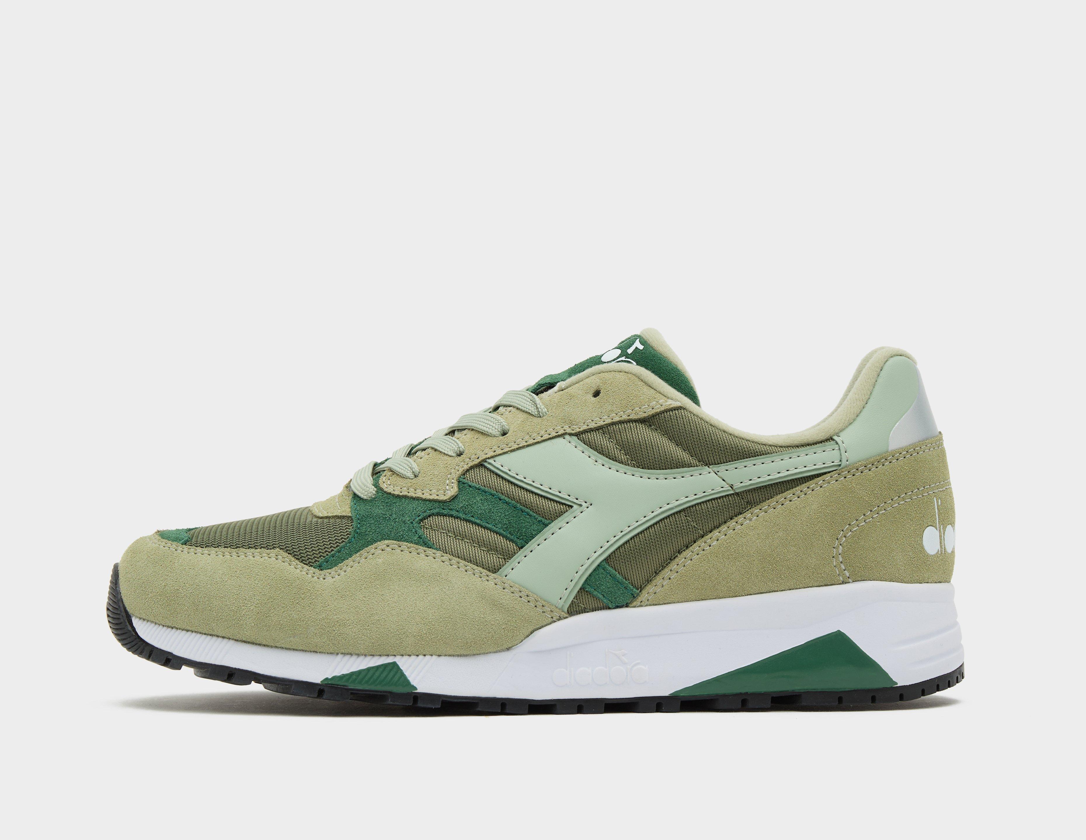 Green store diadora shoes