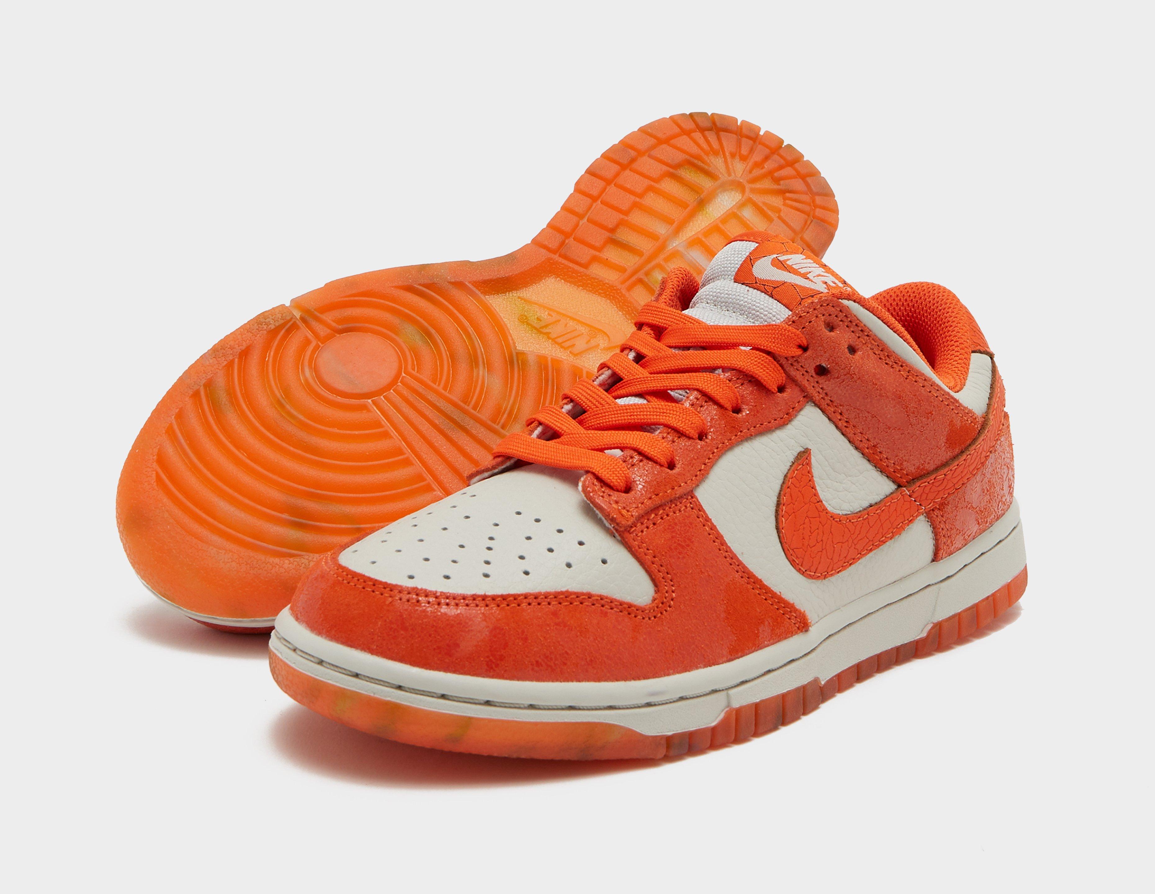 Orange nike hot sale for women