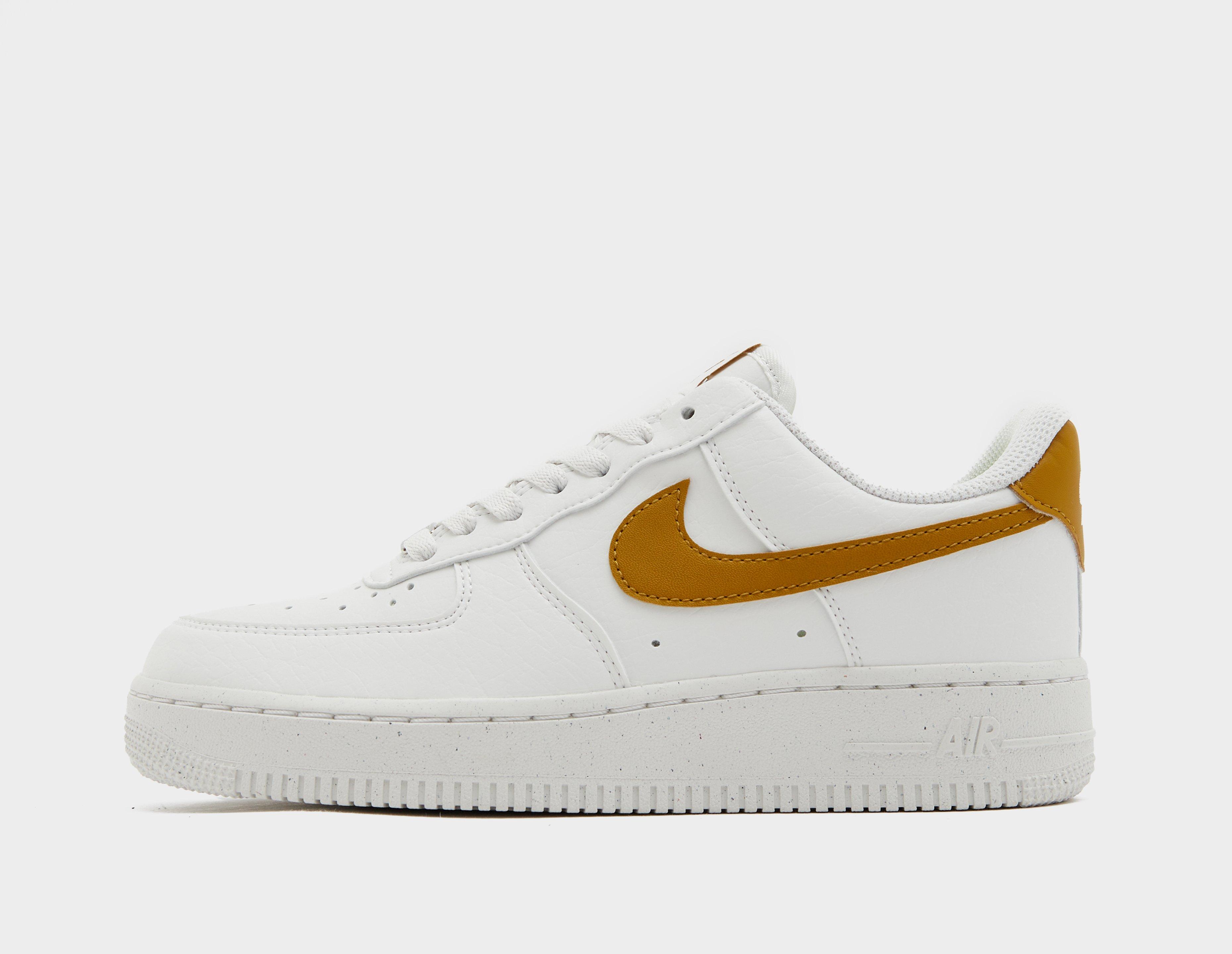 White nike air hot sale force 1s womens