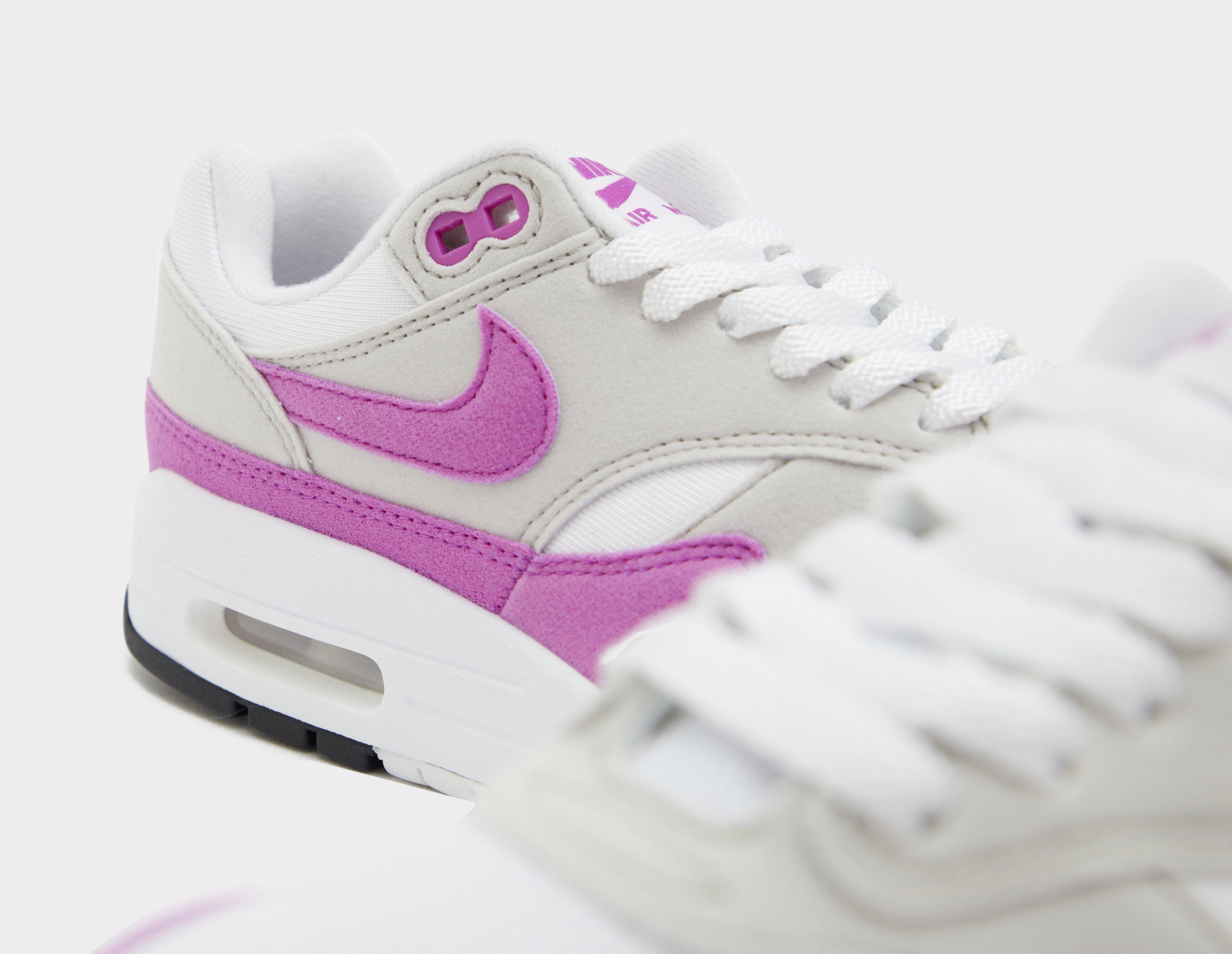 White air deals max 1 womens