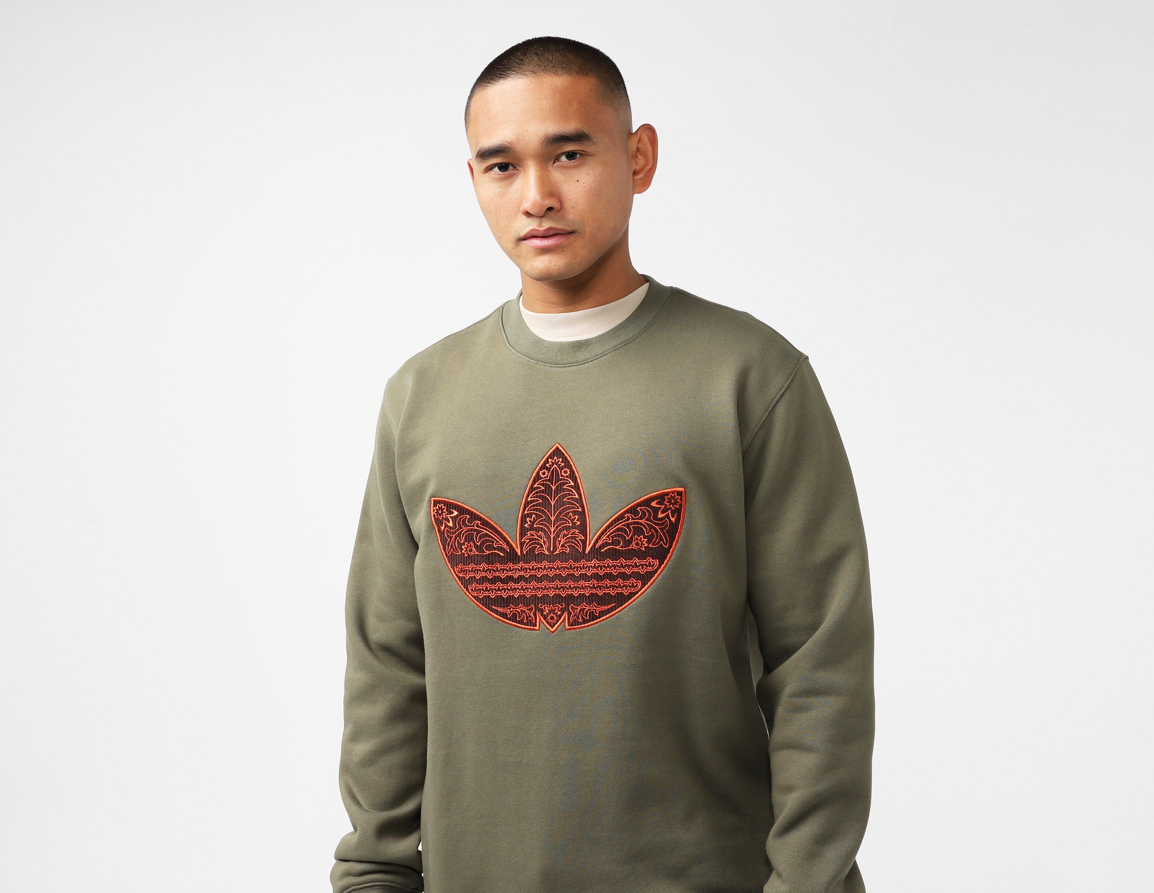 Adidas originals trefoil crew neck sweatshirt in clearance khaki