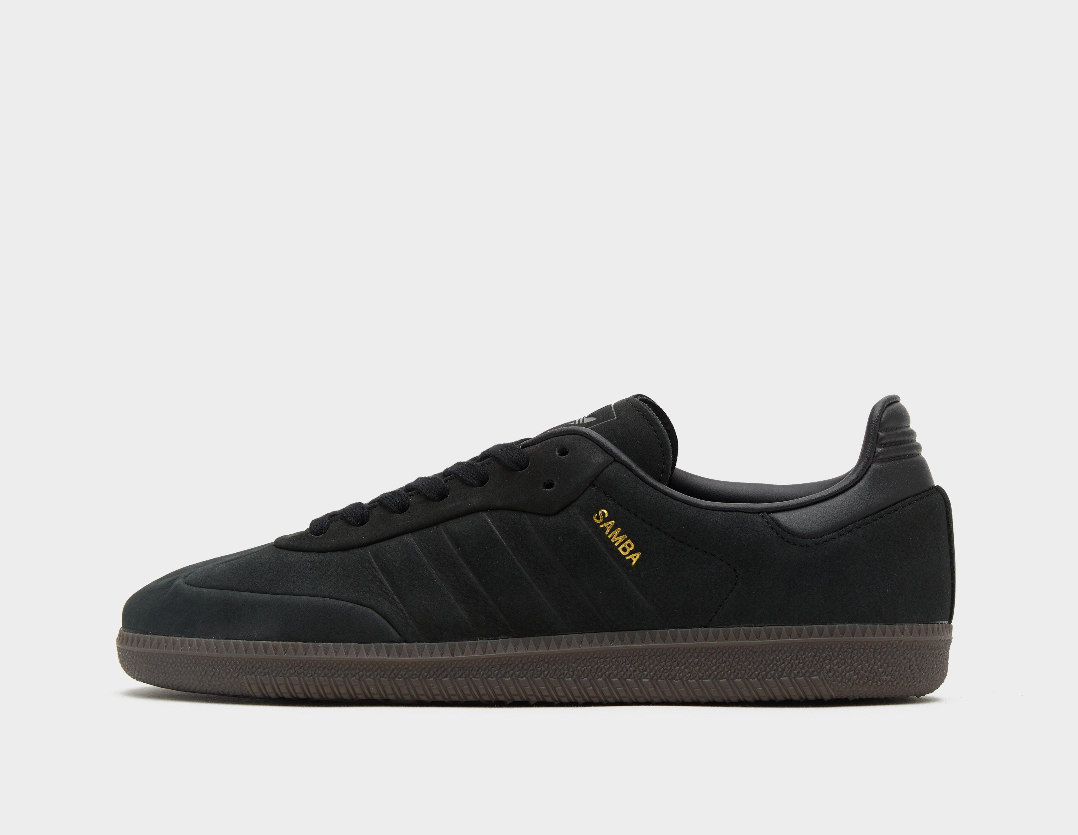 All black cheap low top adidas