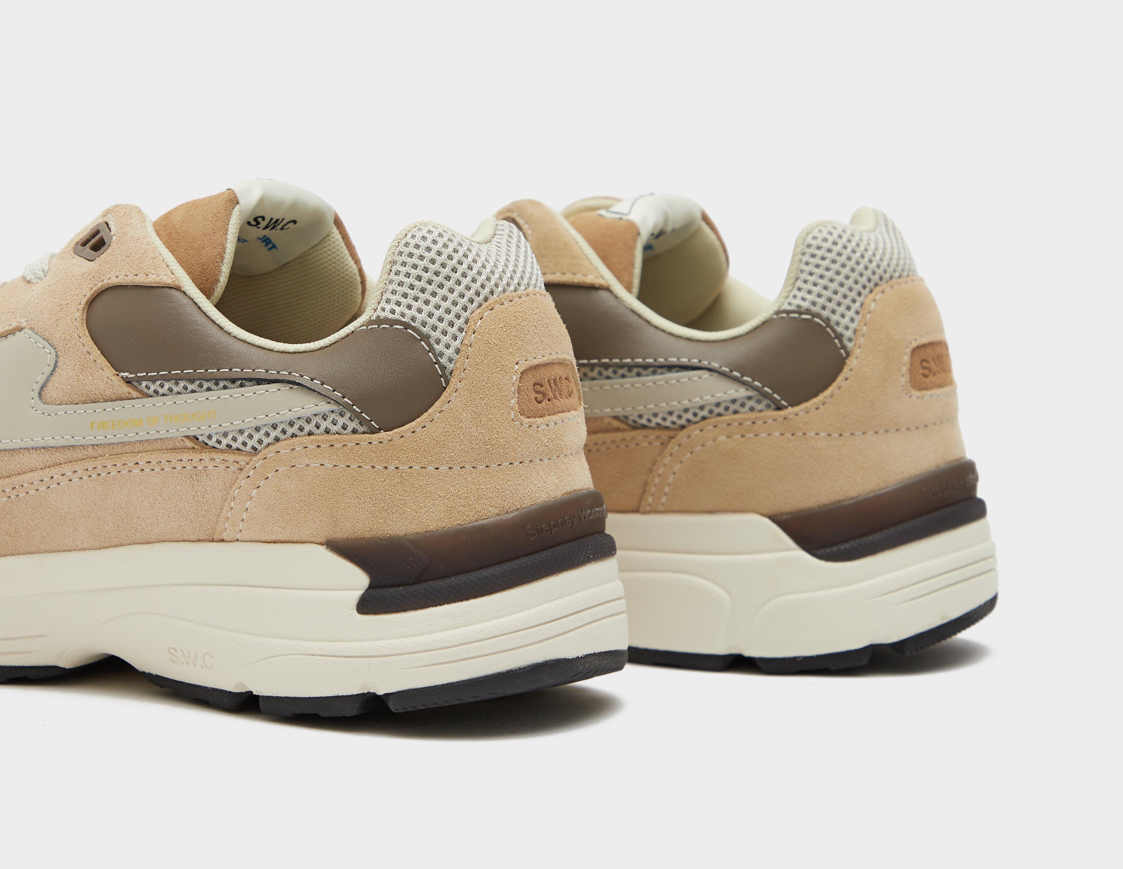 Stepney Workers Club Amiel S-Strike