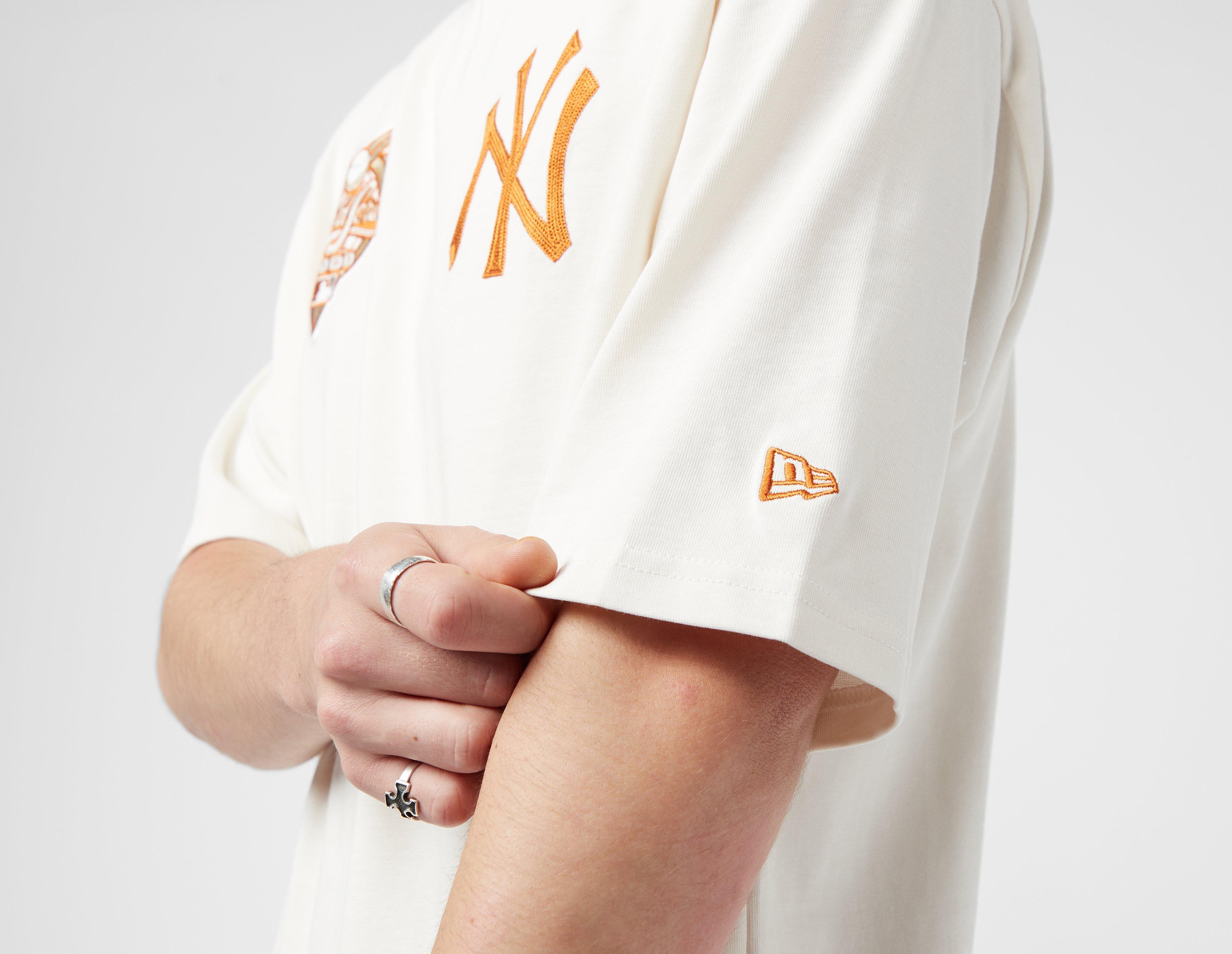 White New Era MLB New York Yankees World Series Patch T | Shirt 