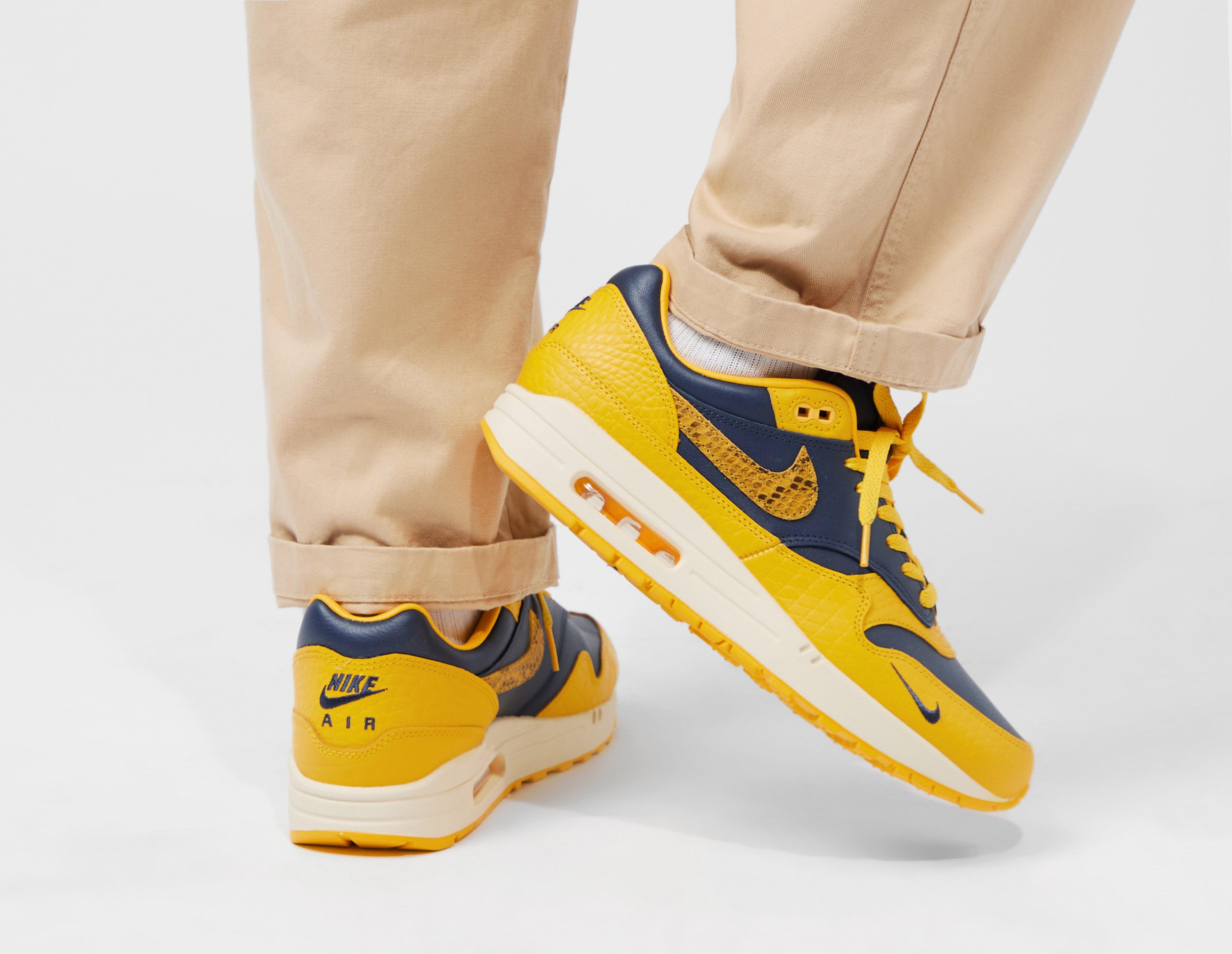 Nike air max 27 sale mustard yellow