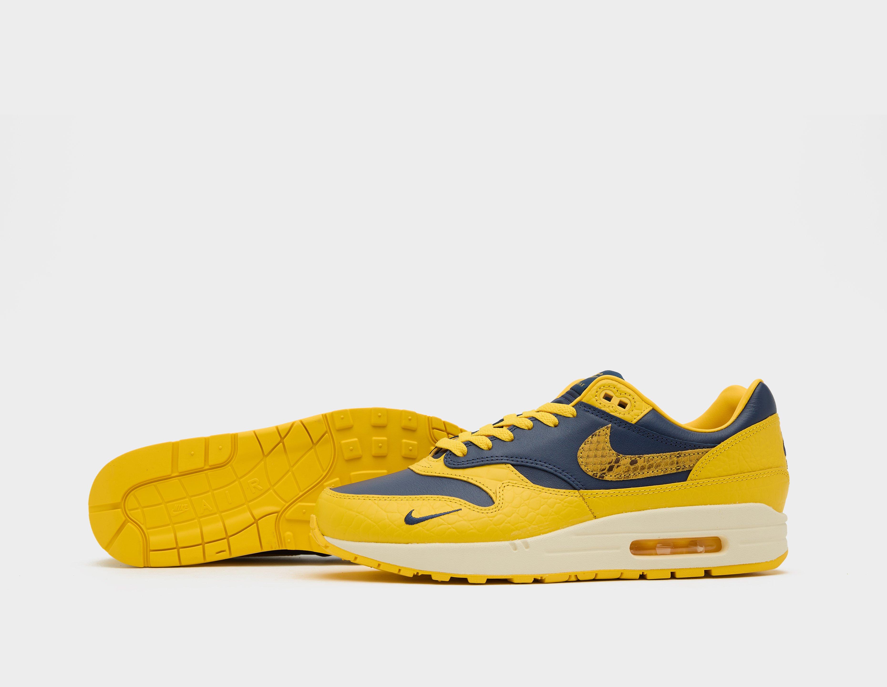 Womens yellow hot sale nike air max