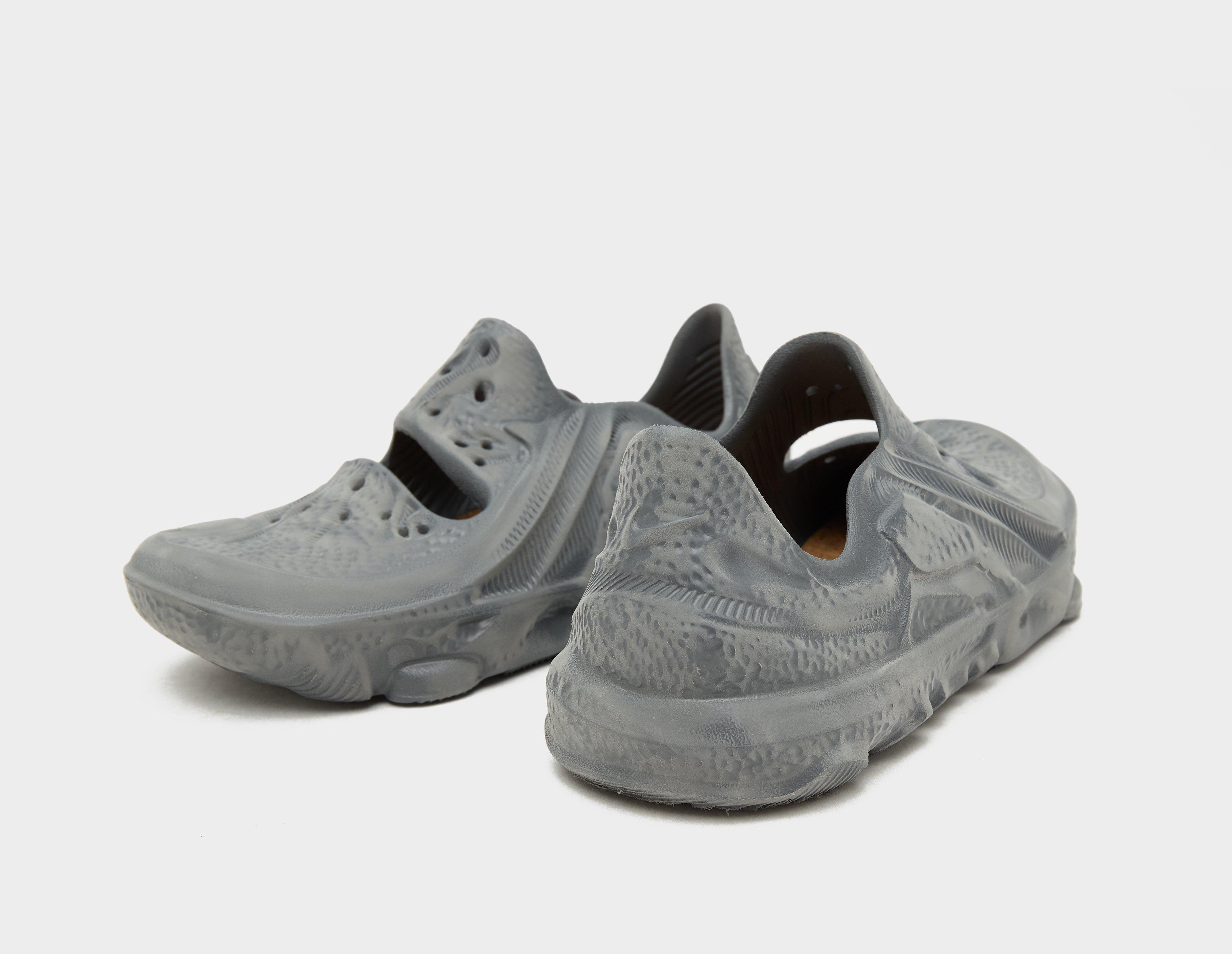 Nike ISPA Universal Women's
