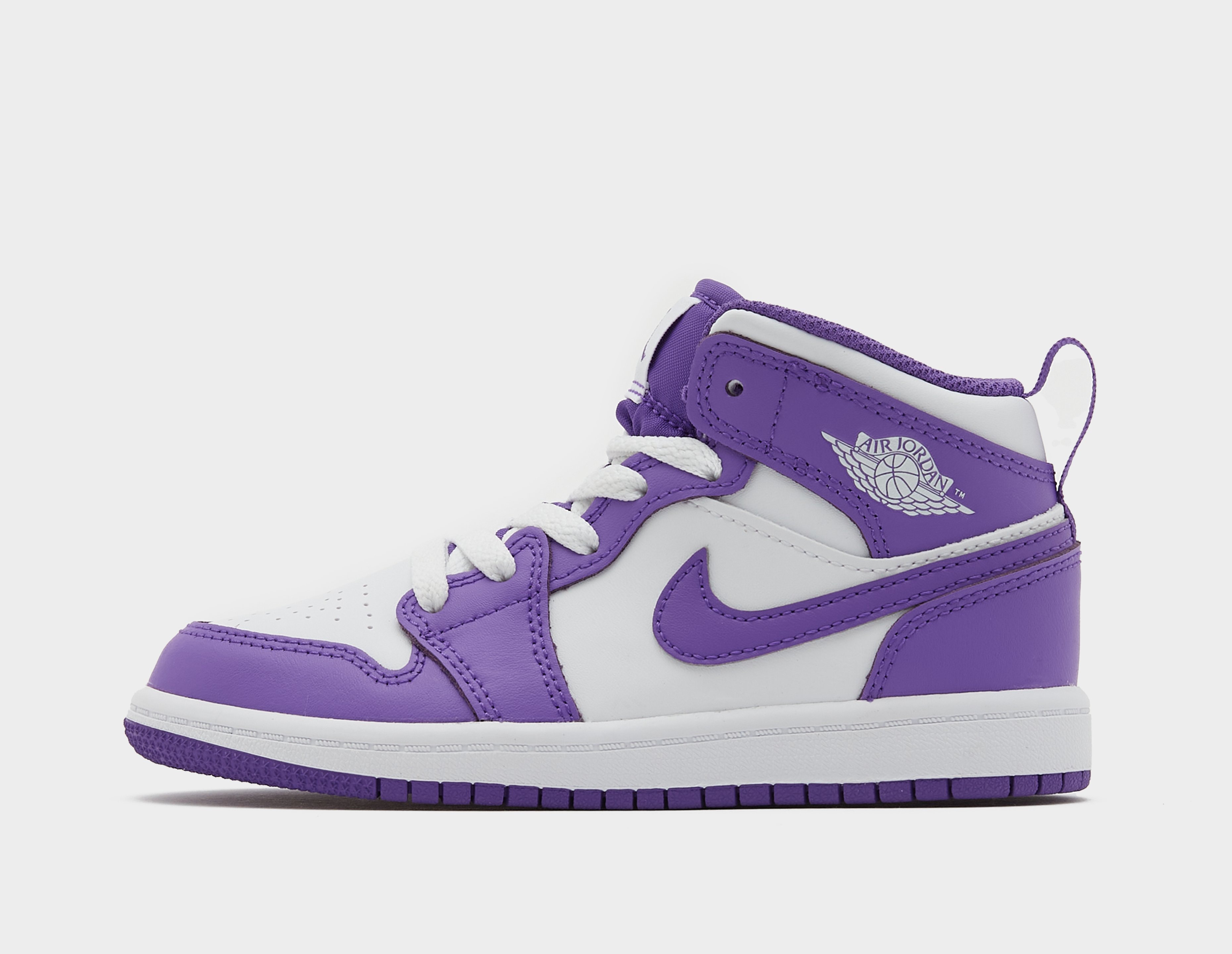 Purple Jordan Air 1 Mid Children's size? Ireland