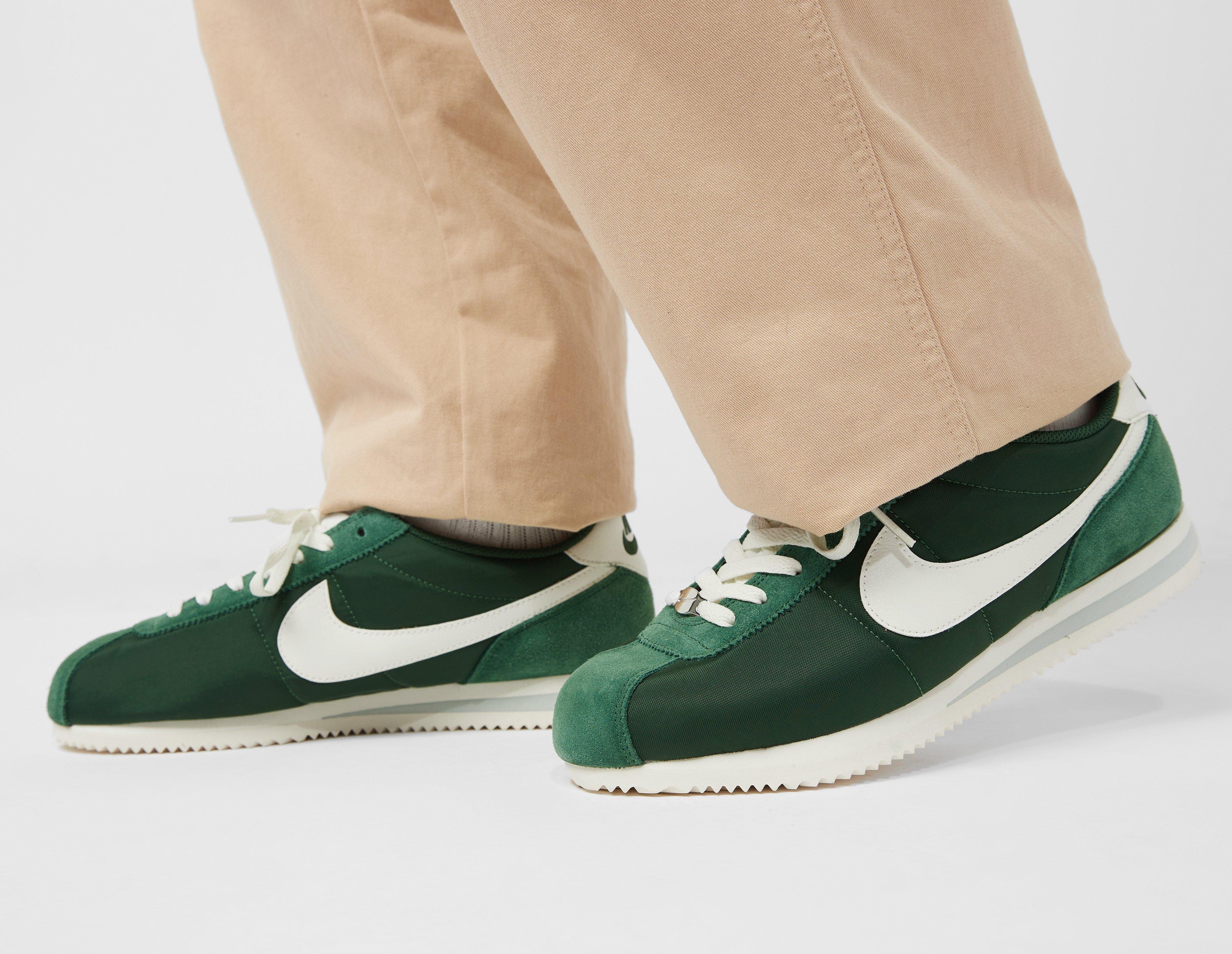 Mint green nike on sale cortez