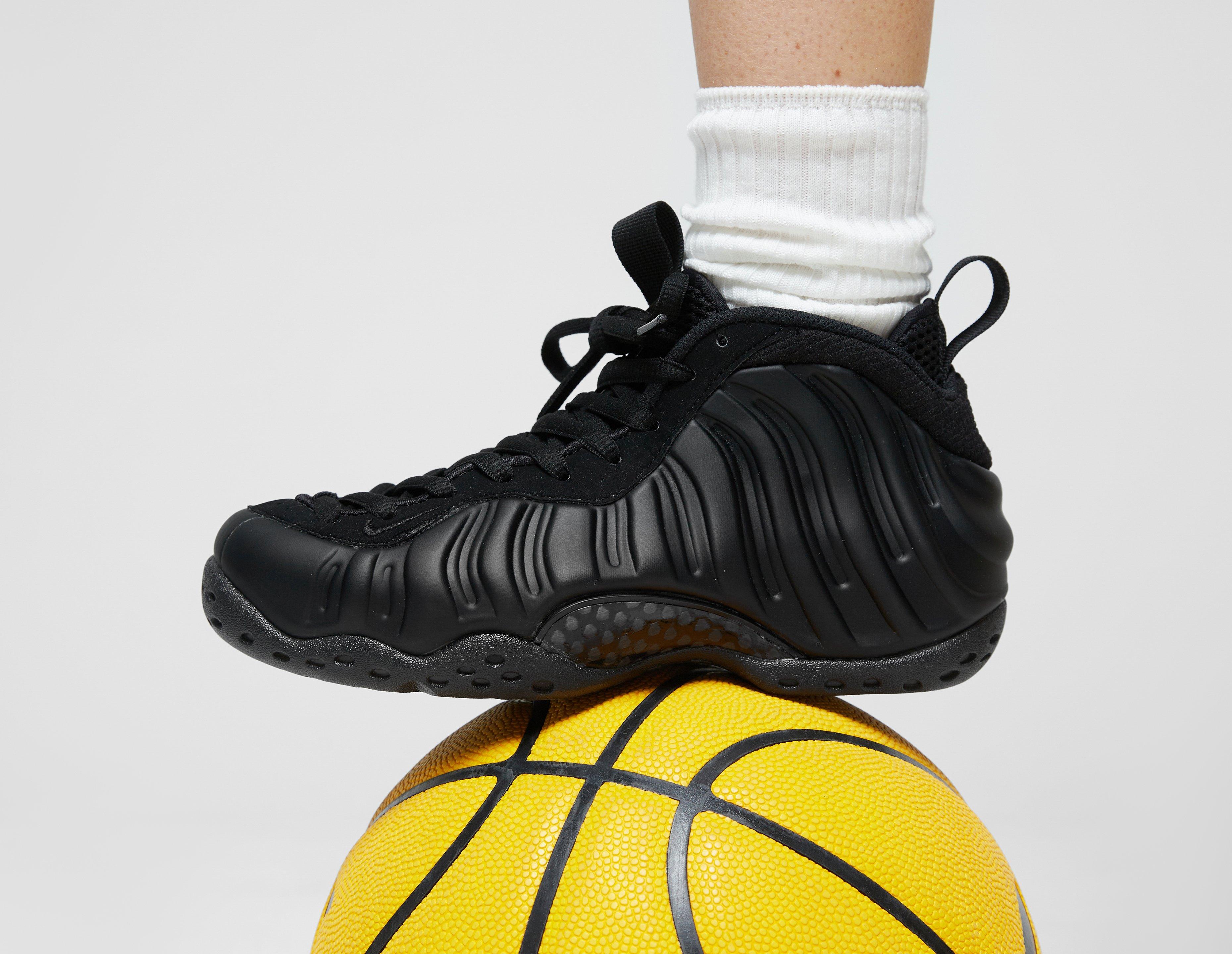 Foamposite black online