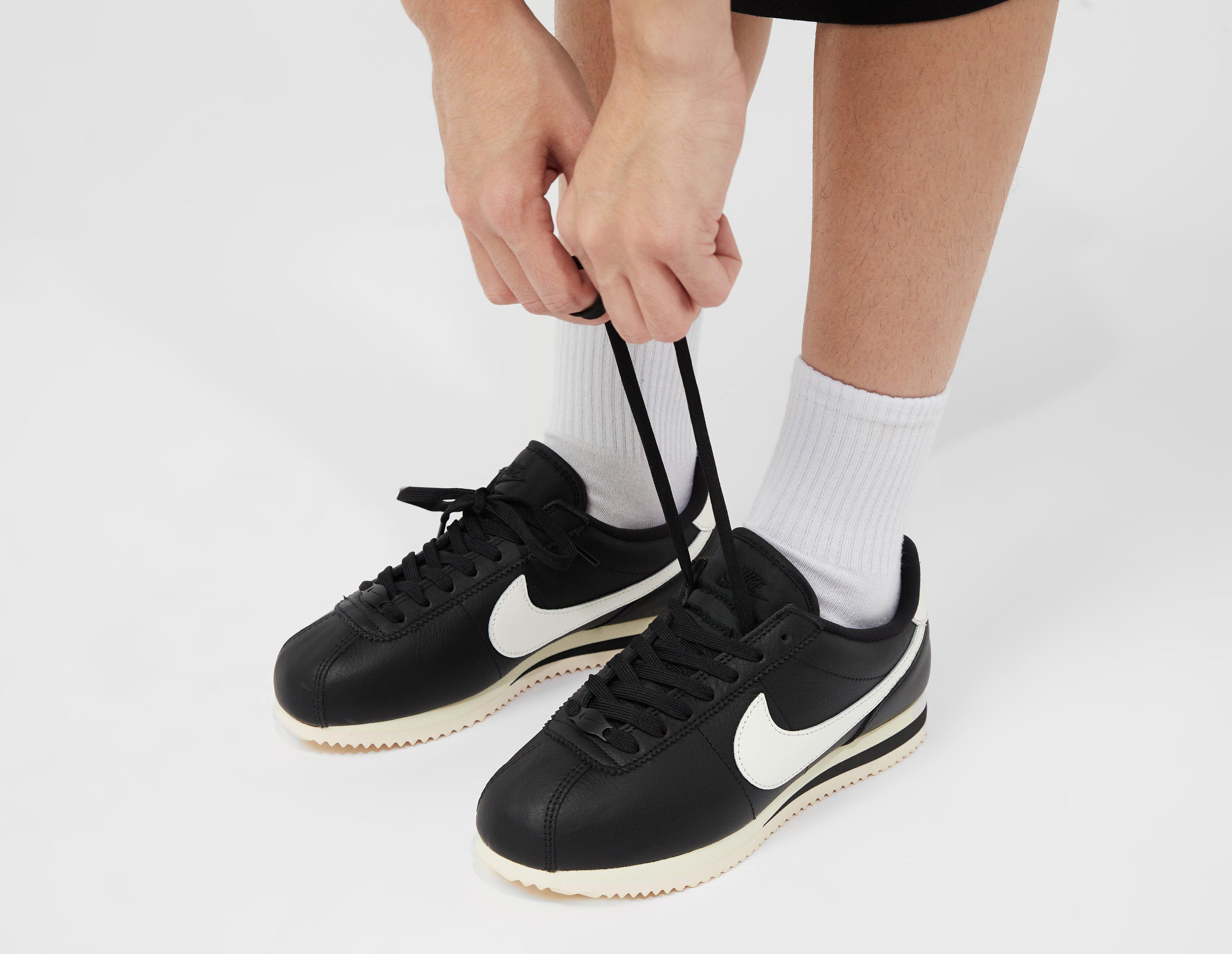 Nike cortez deals womens black