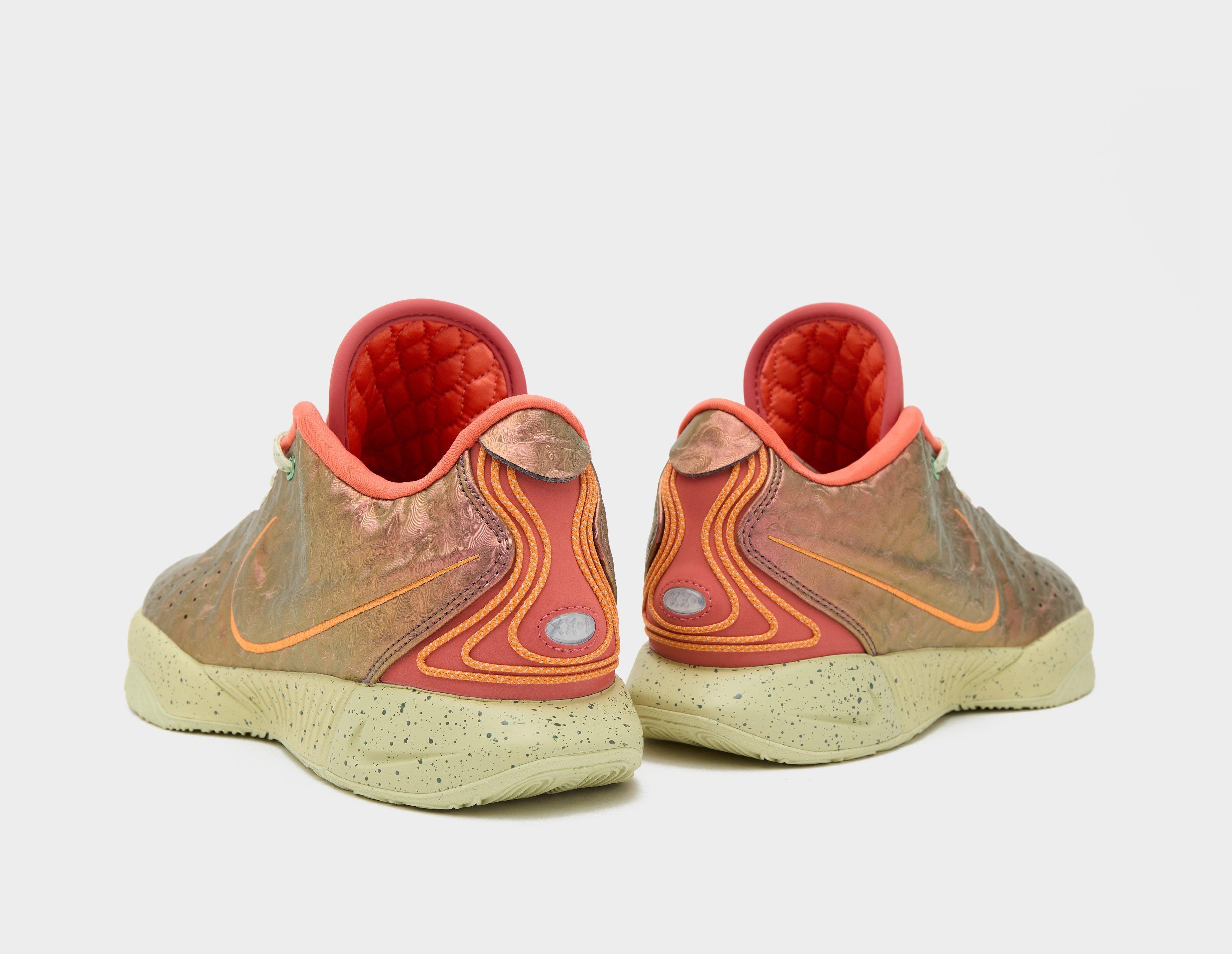 Nike Lebron XXI