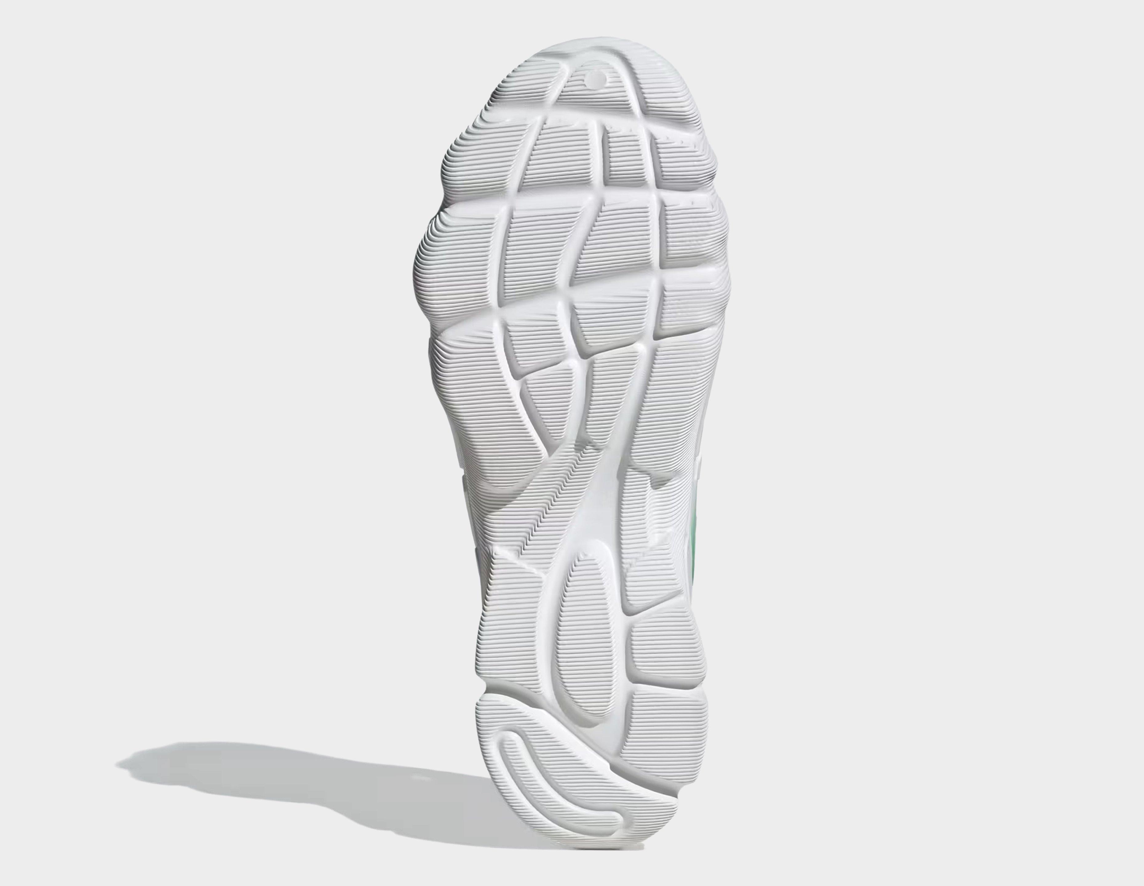 adidas adiFOM Supernova