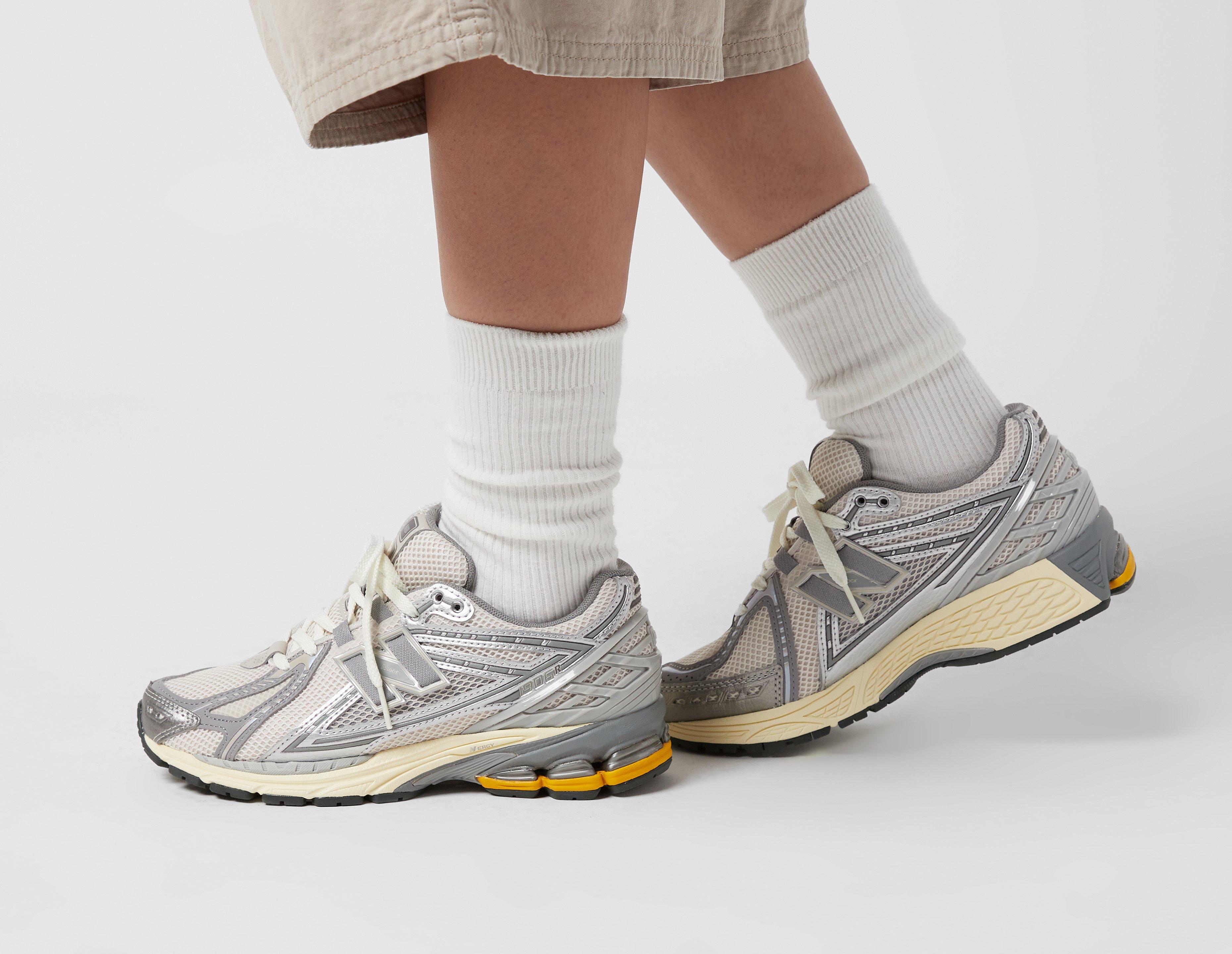 New Balance 1906 FantomFit