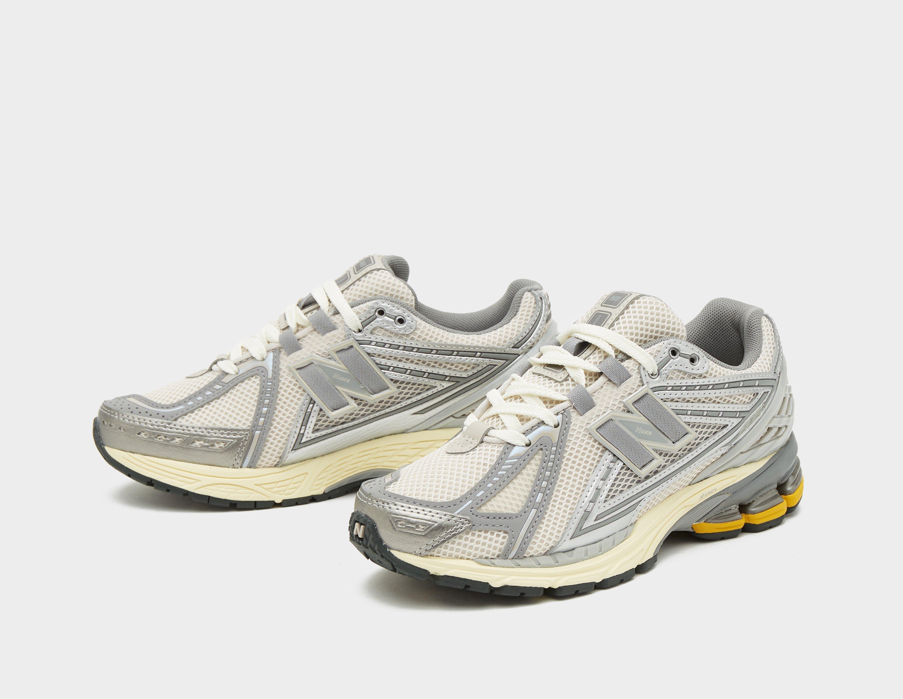 New Balance 1906 FantomFit