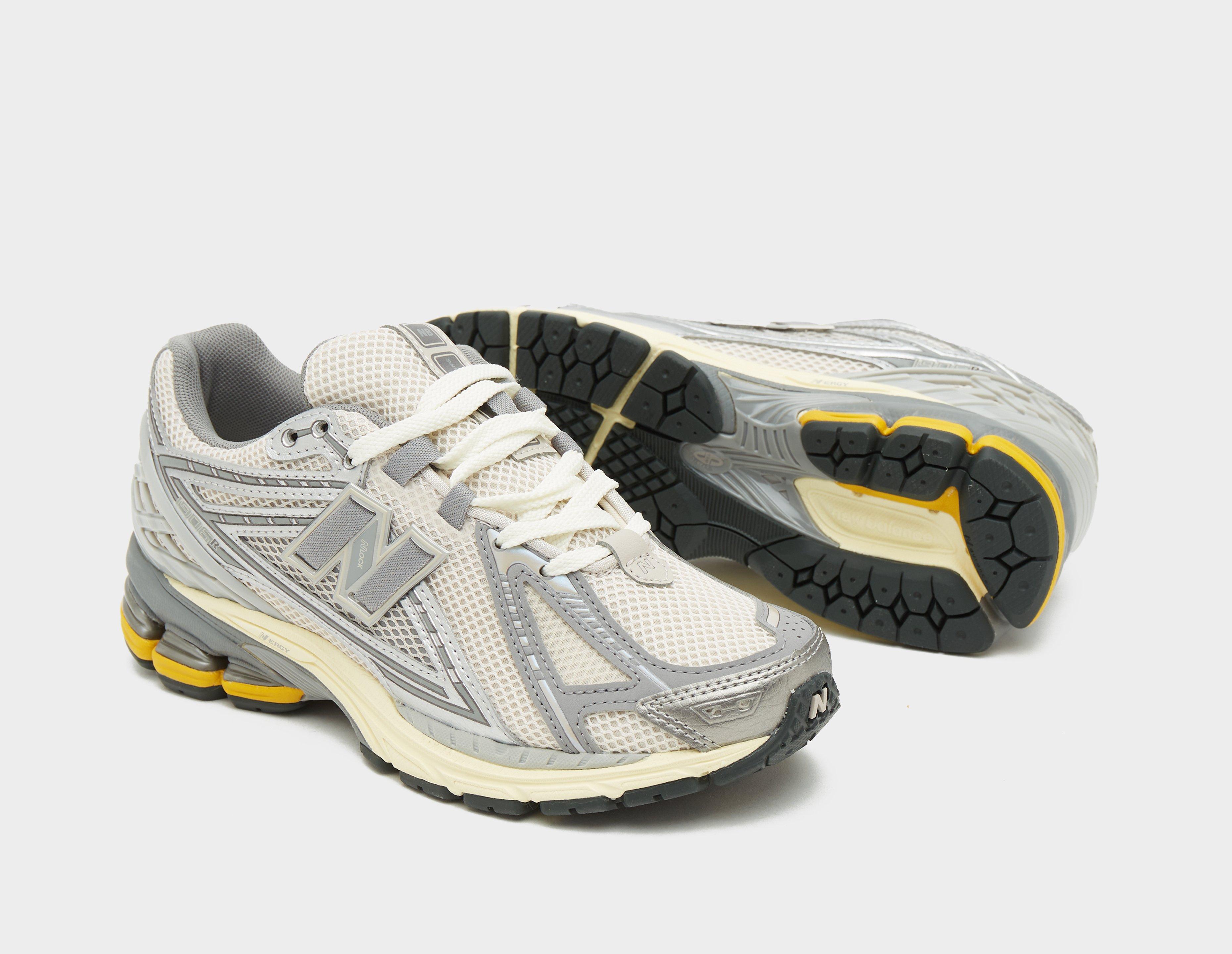 New Balance 1906 FantomFit