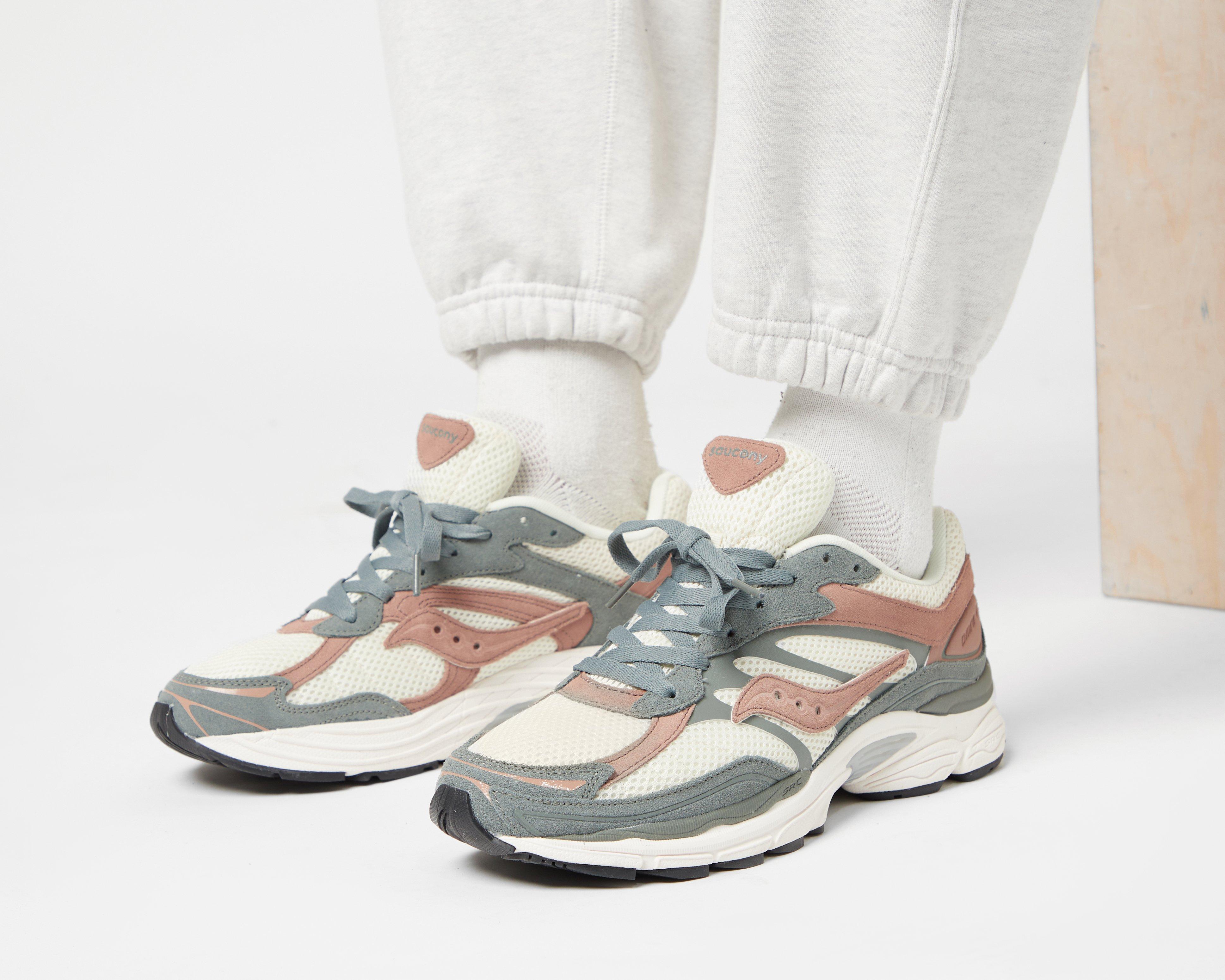 Saucony ProGrid Omni 9 Premium