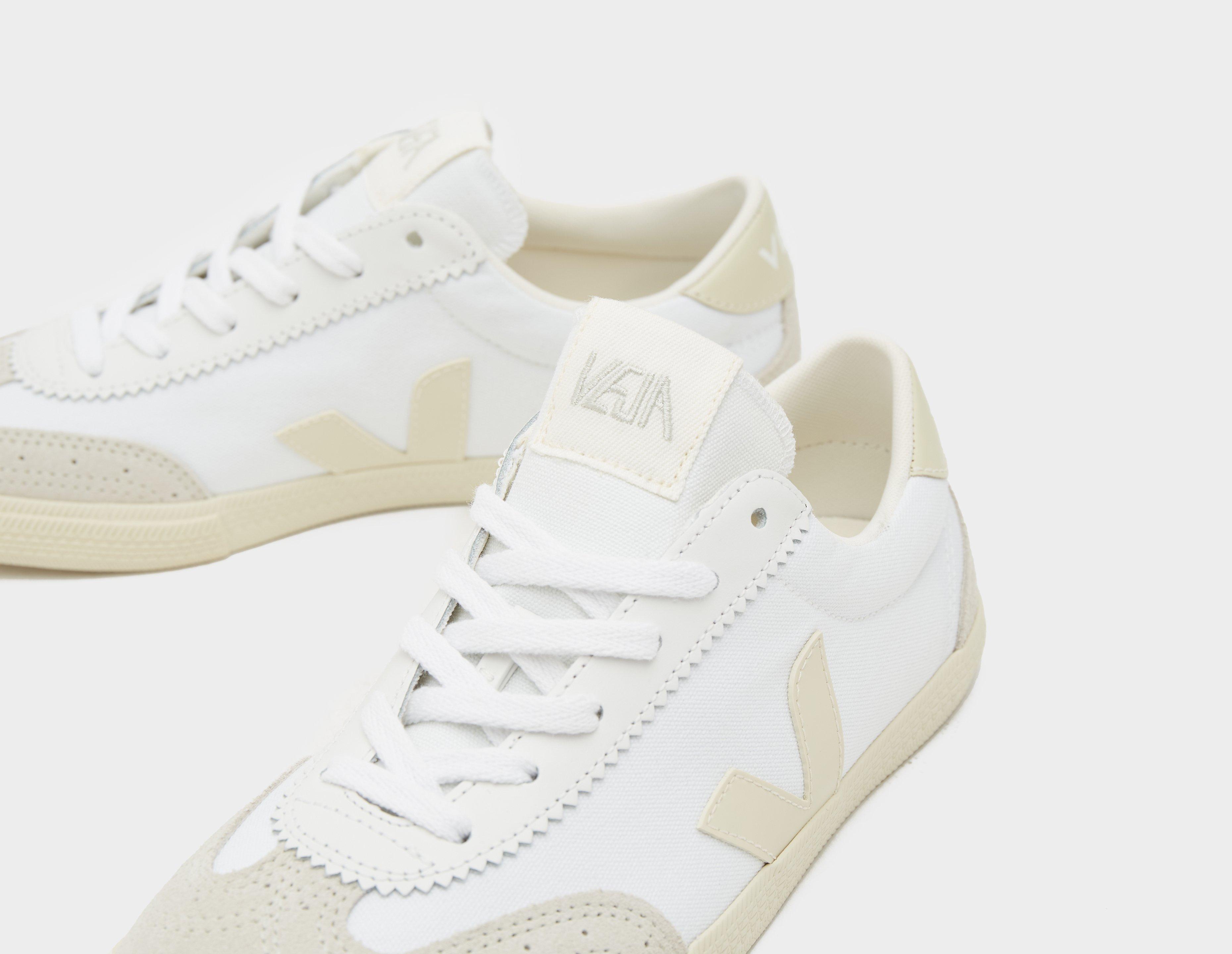 Veja Volley Canvas Women's