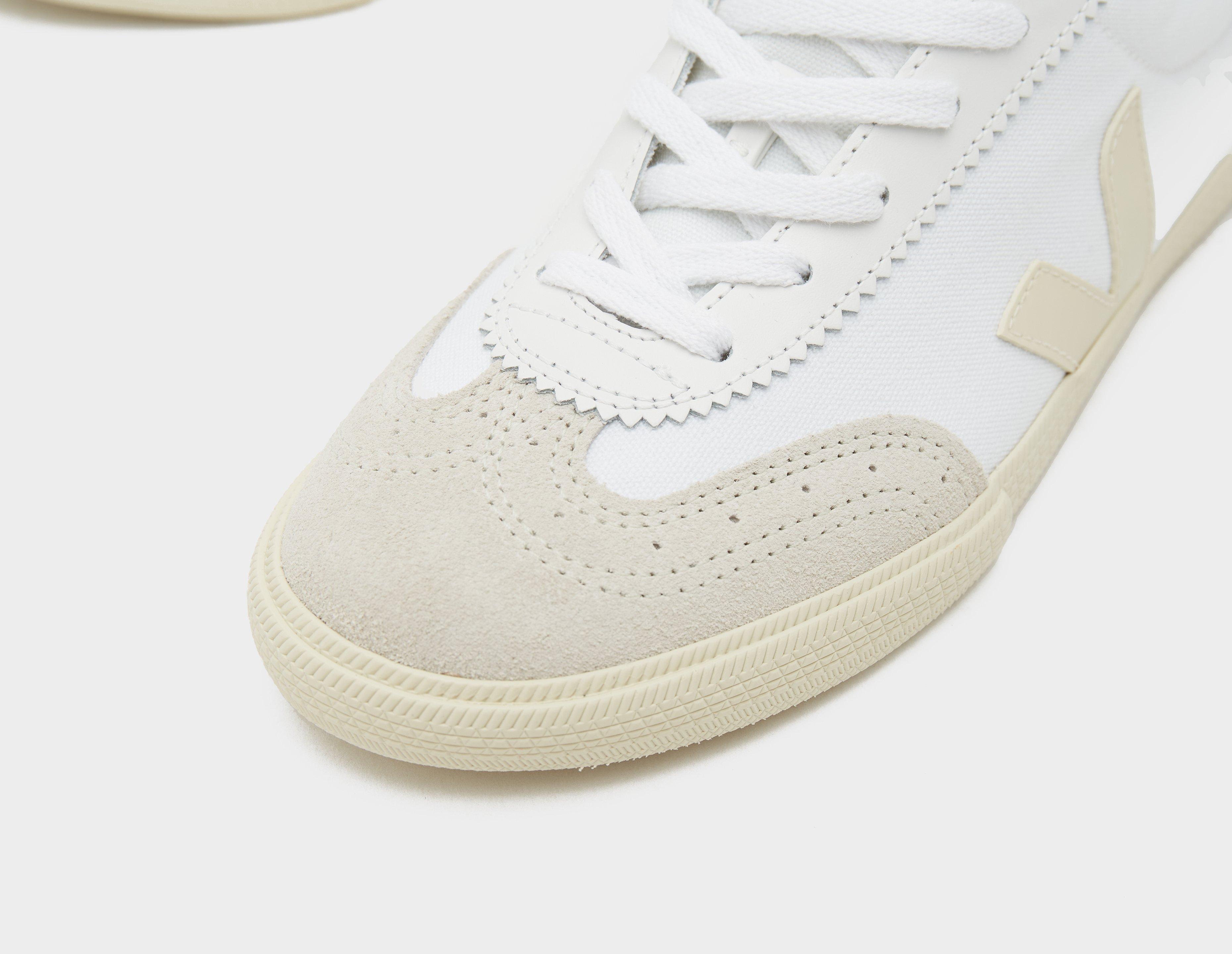 Veja Volley Canvas Women's