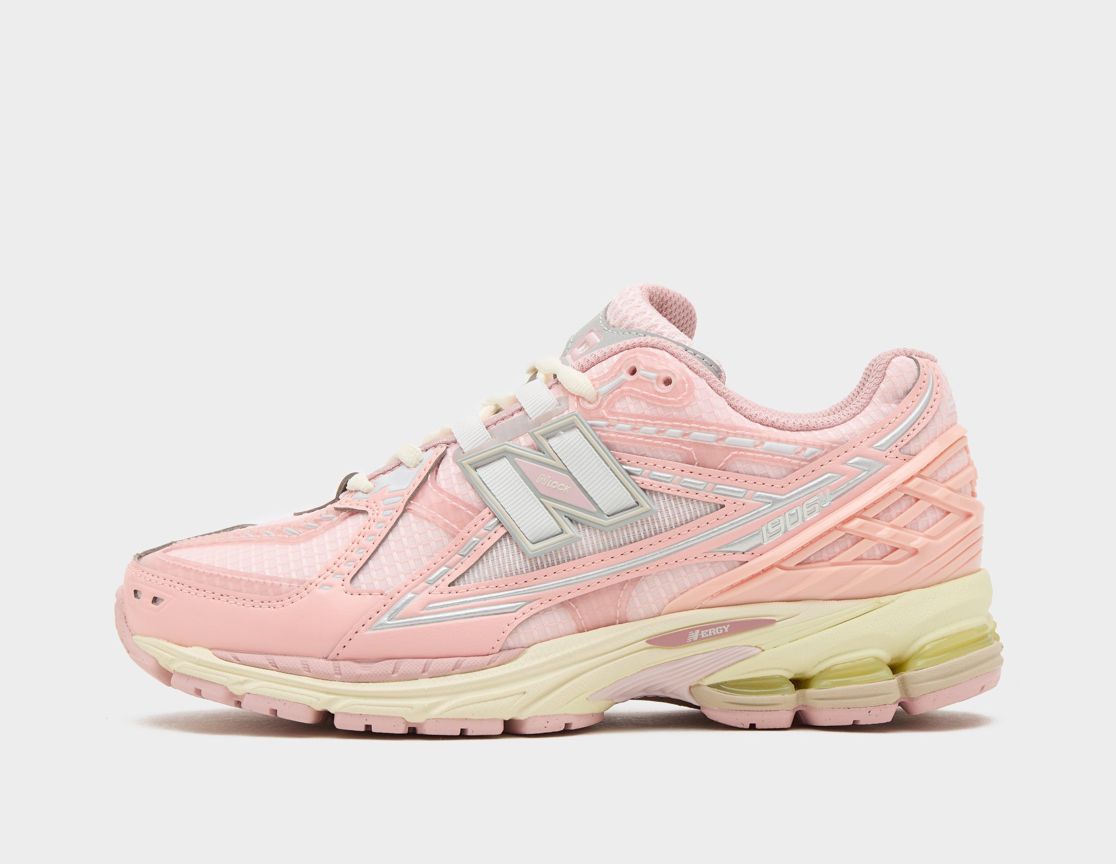 Light 2024 pink 990s