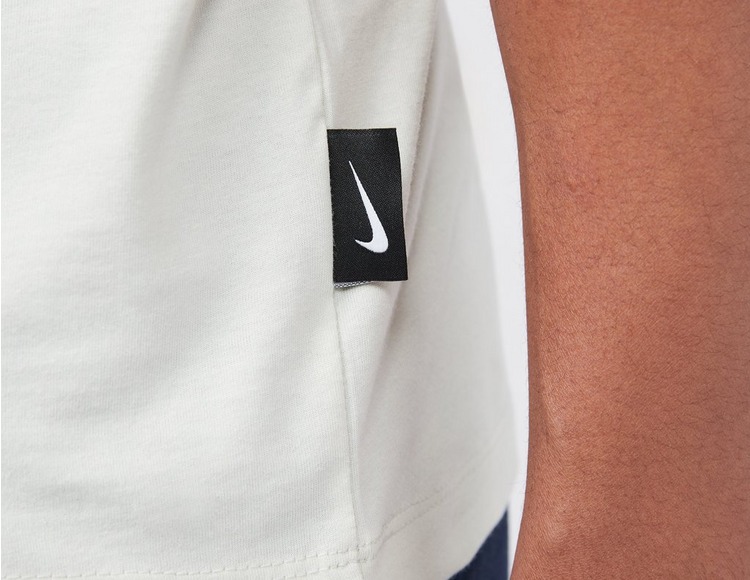 Nike T-Shirt Swoosh