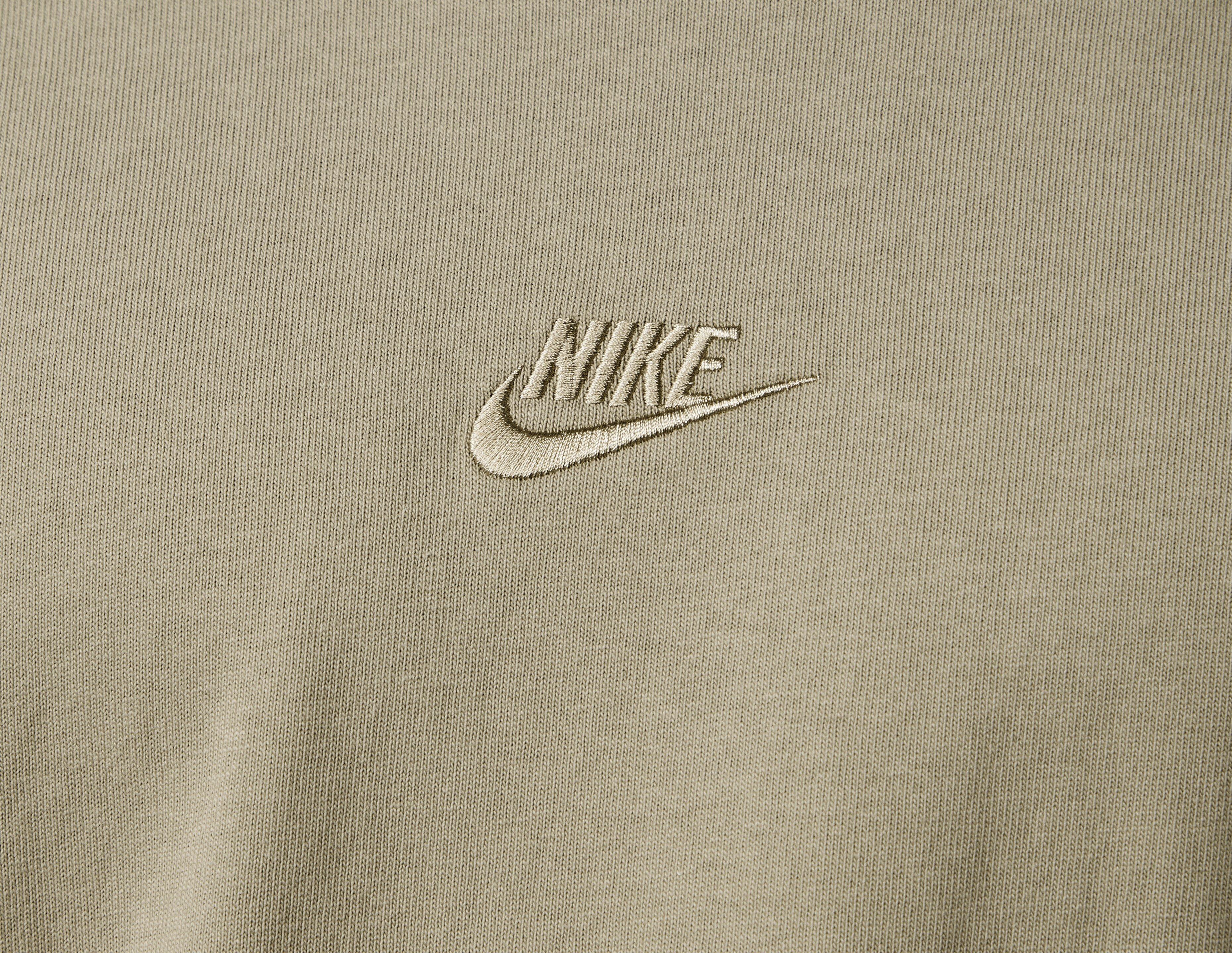 Nike Solo Swoosh T-Shirt