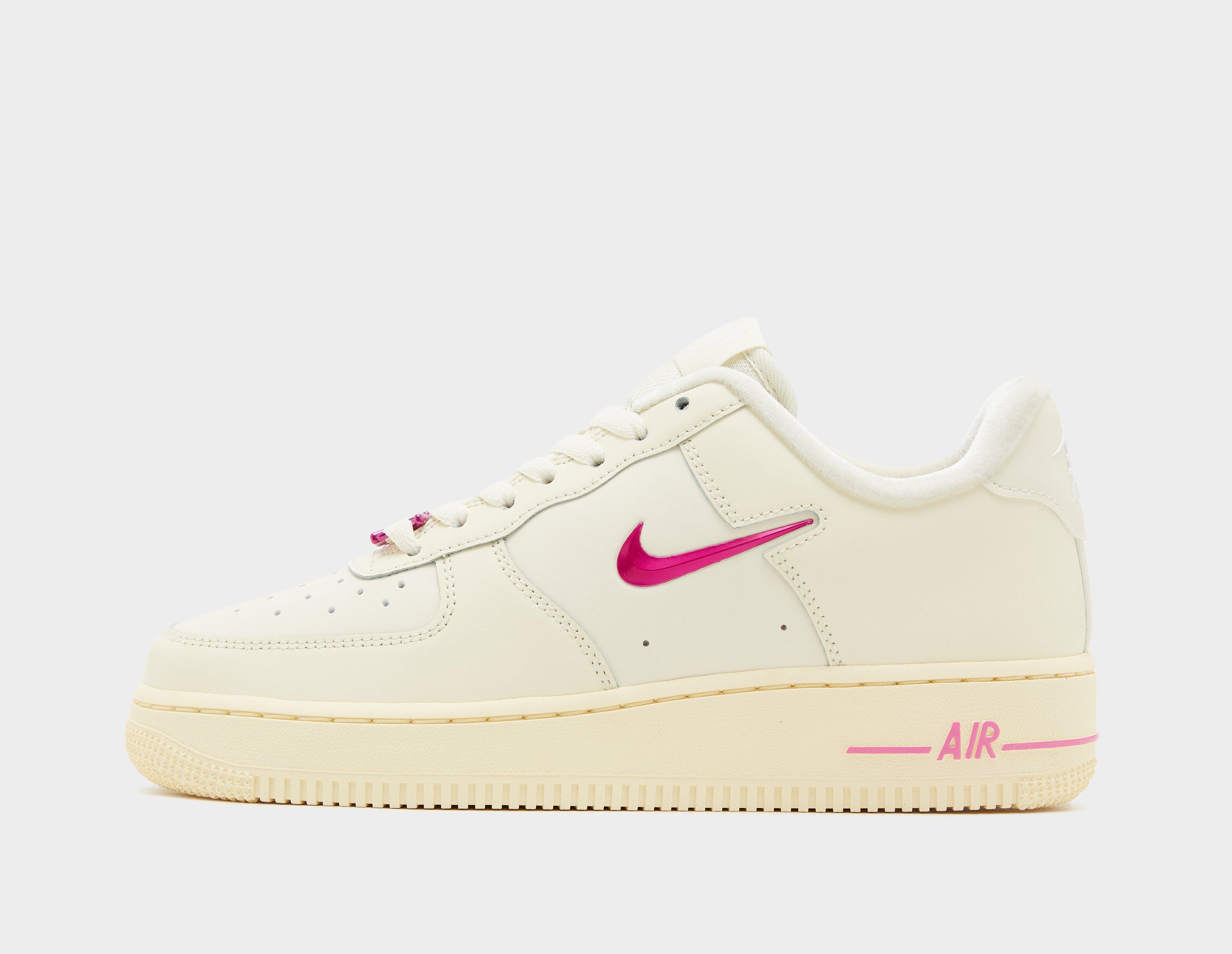 Nike white and pink air sales force 1