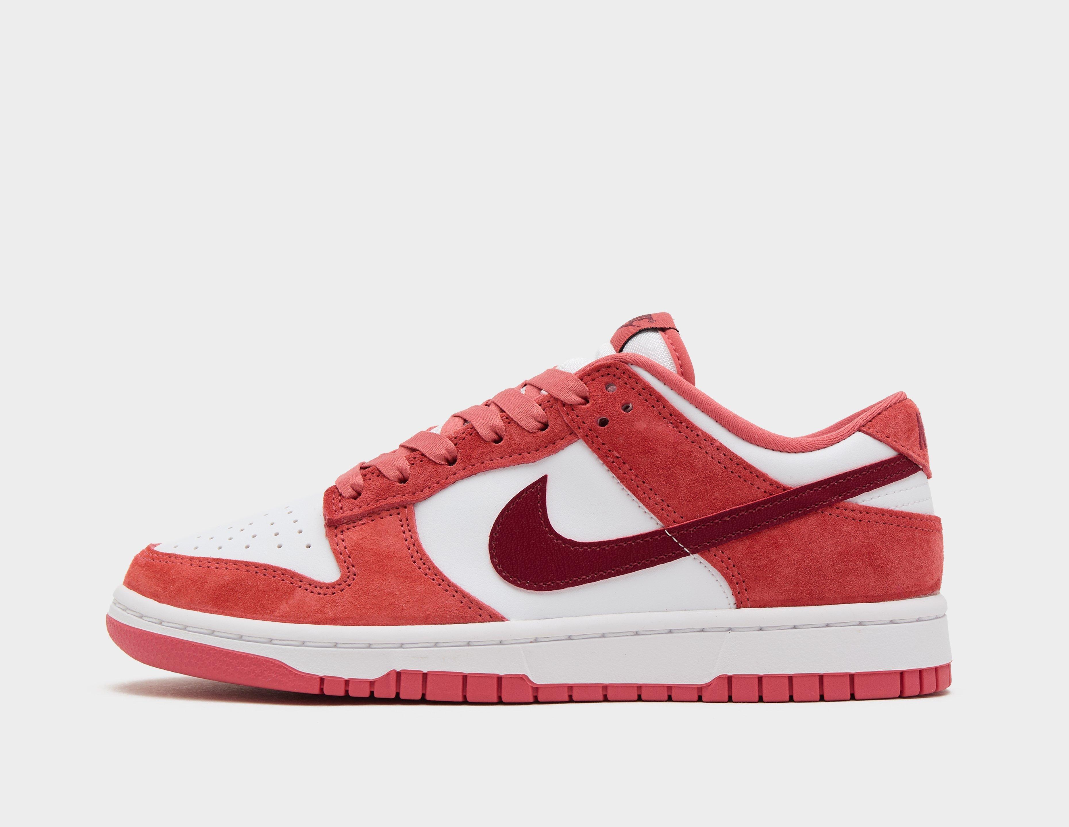 Nike women red hotsell