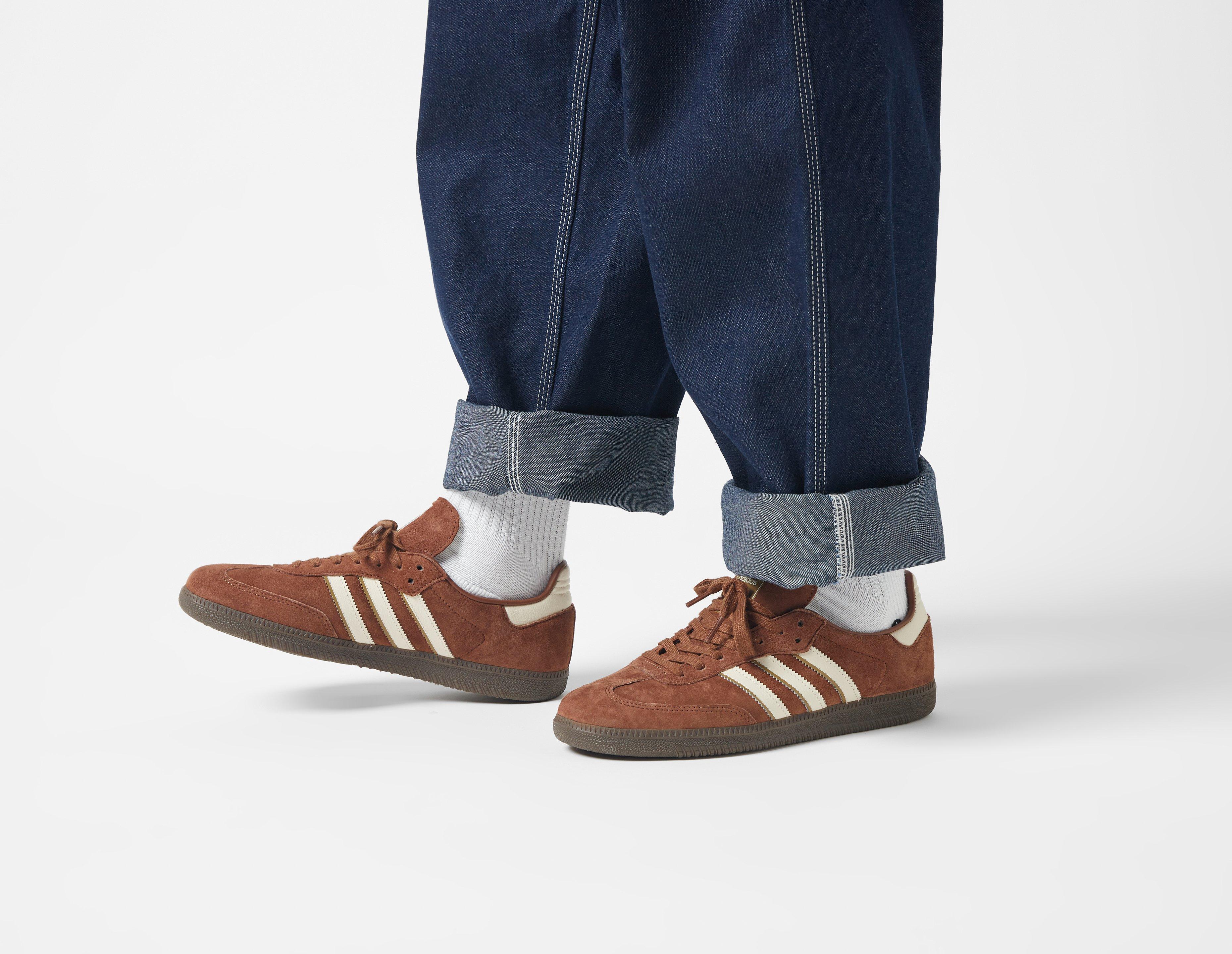 Brown adidas Originals Samba OG | adidas Performance Q2 Aop Men's