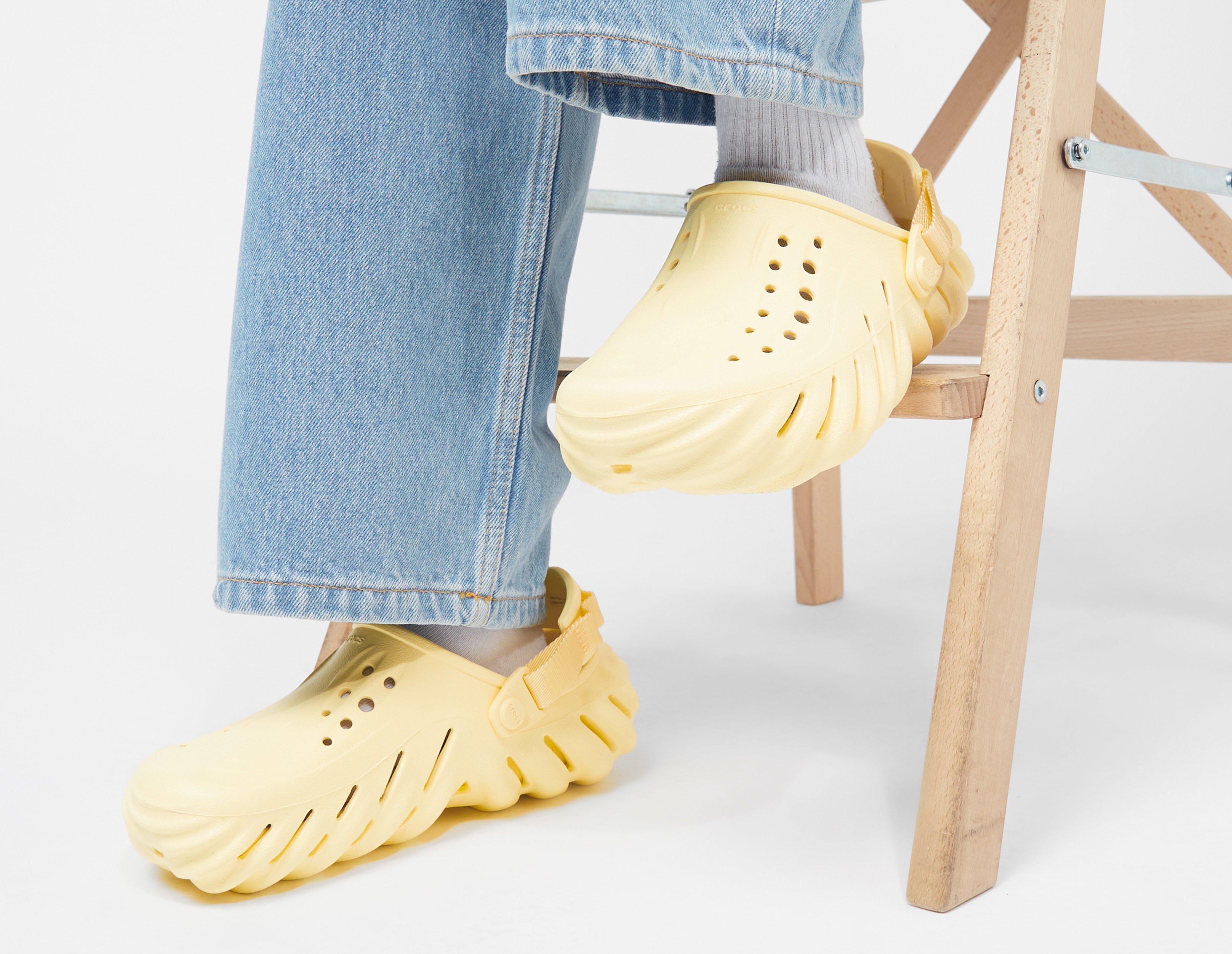 Womens hot sale yellow crocs