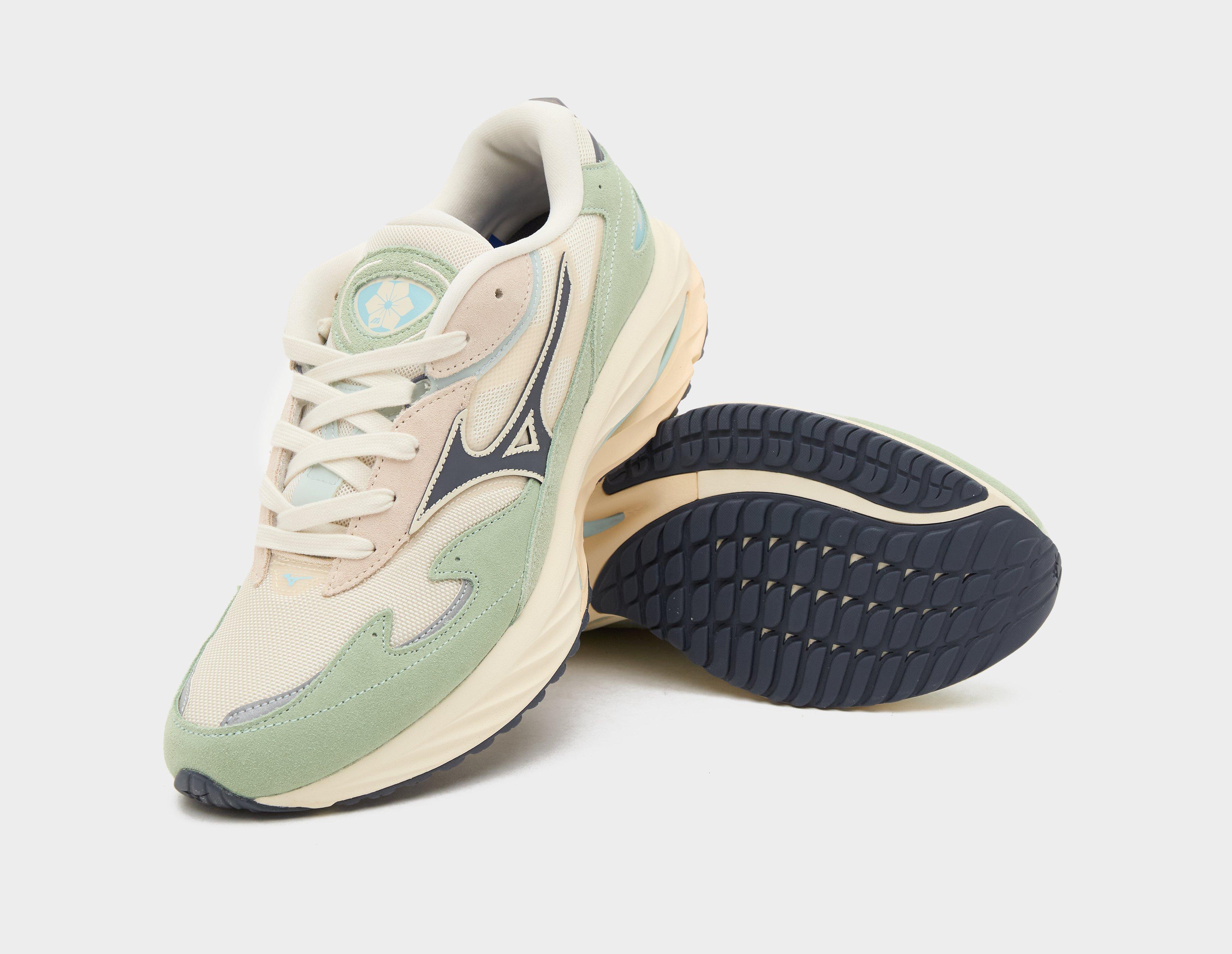 Mizuno Wave Rider Beta