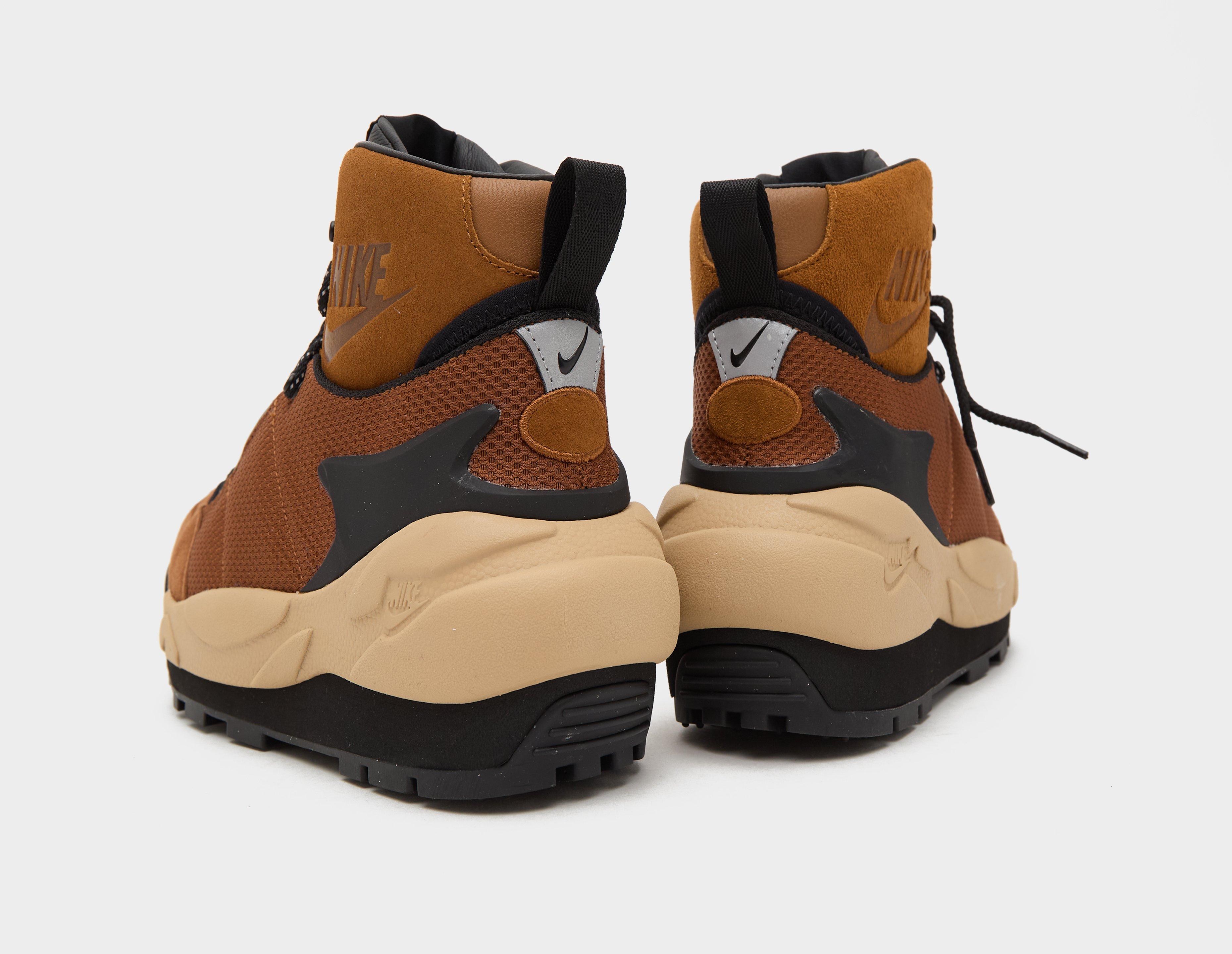 Nike x sacai Magmascape