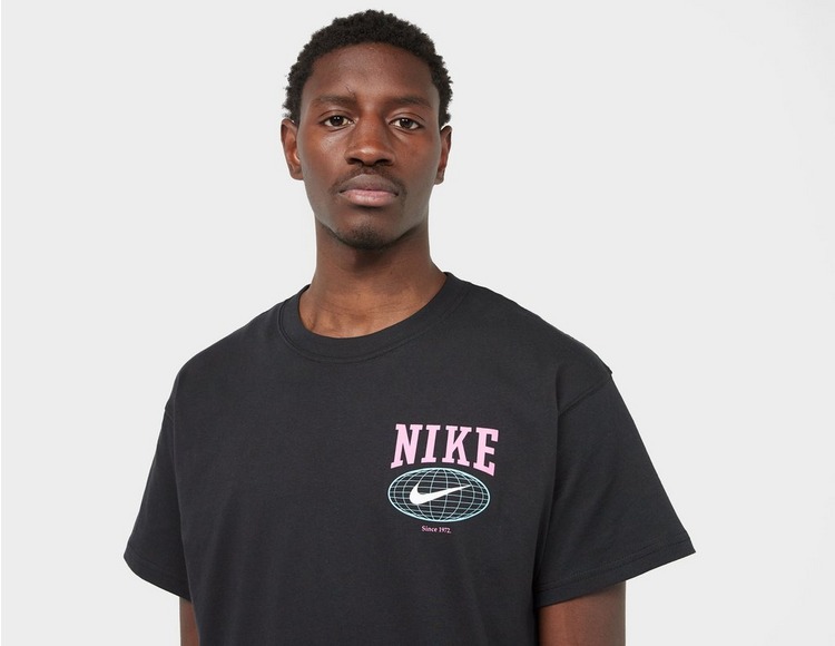 Nike Hoofdband Globe T-Shirt