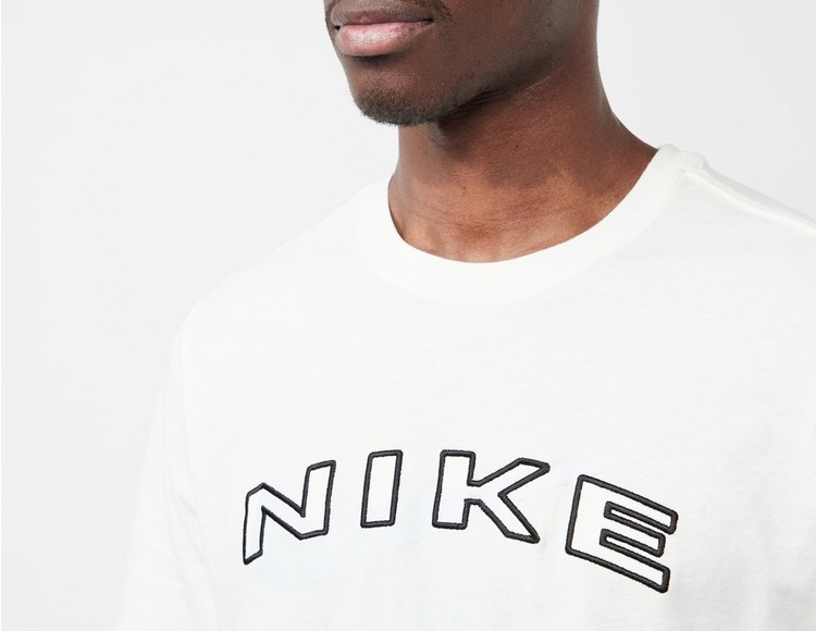 Nike Club Arch T-Shirt