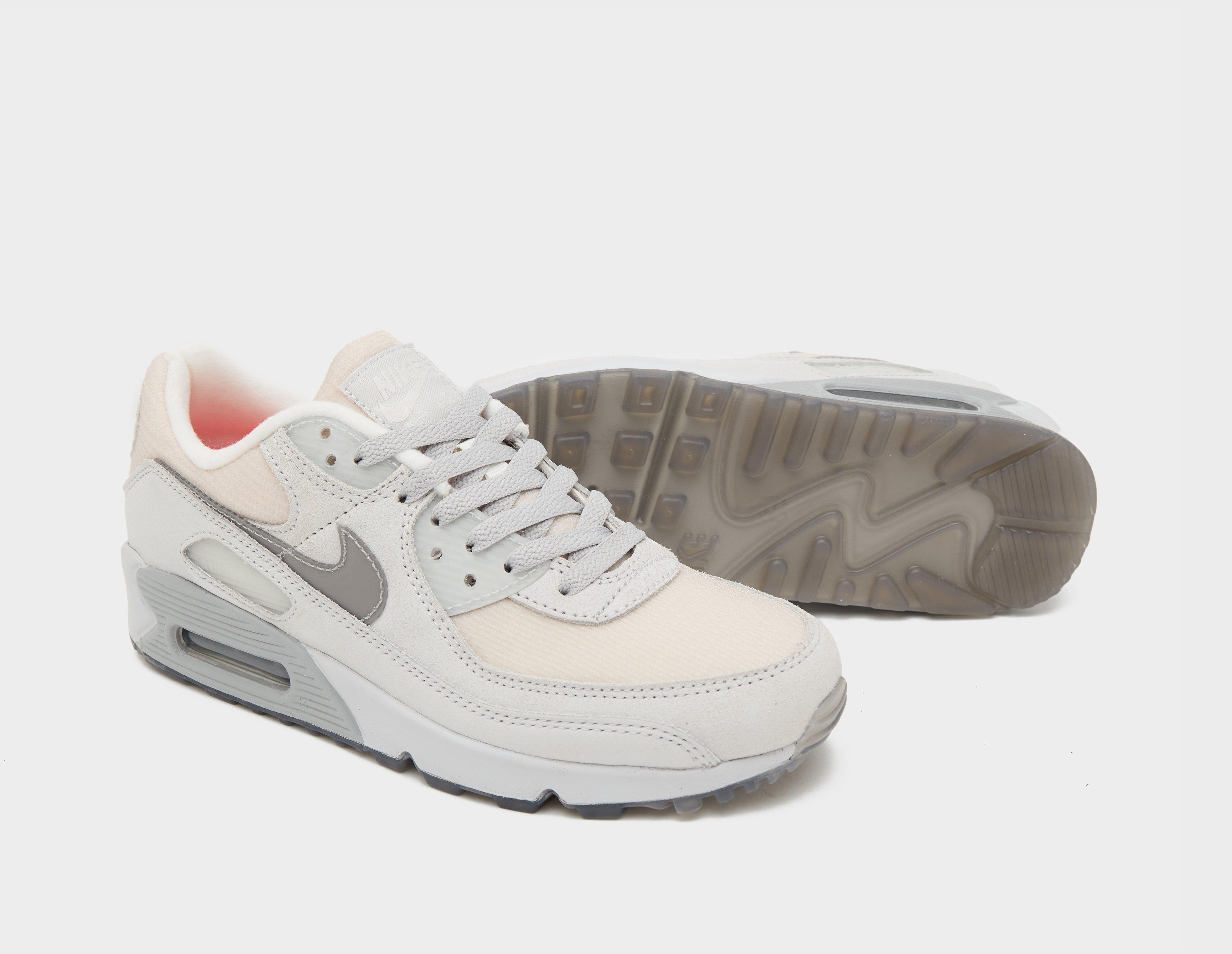 Nike Air Max 90 Women's